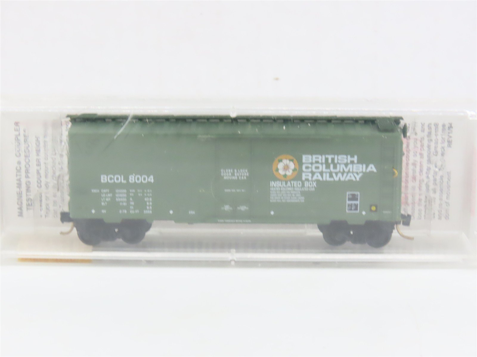 N Scale Micro-Trains MTL 21230 BCOL British Columbia 40' Plug Door Box Car #8004