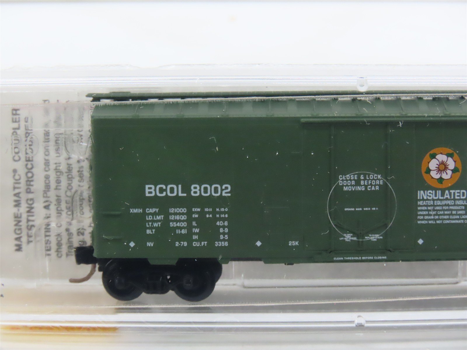 N Scale Micro-Trains MTL 21230 BCOL British Columbia 40' Plug Door Box Car #8002