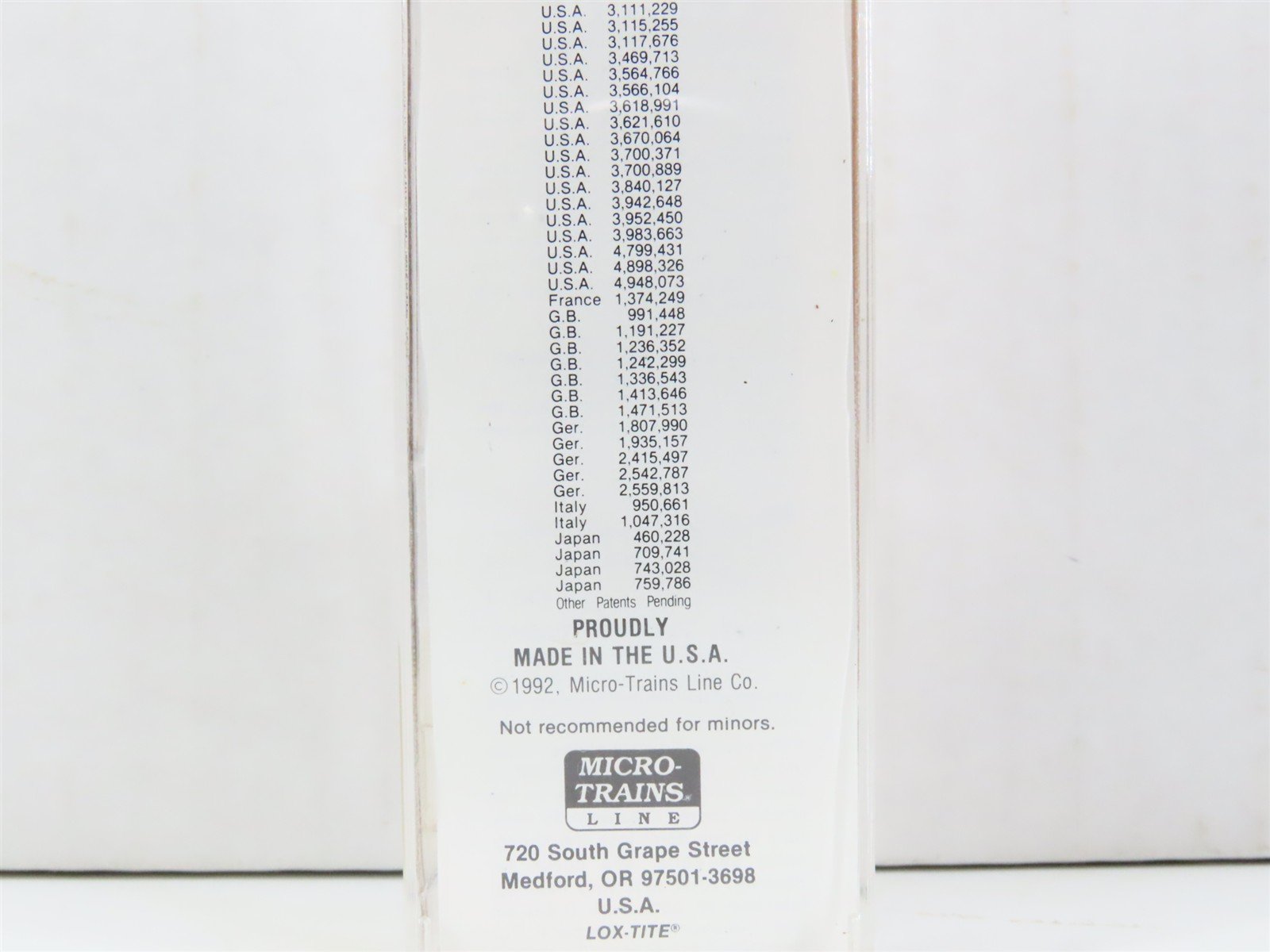 N Scale Micro-Trains MTL 21190 LOVX American Colloid Co. 40' Box Car #9116