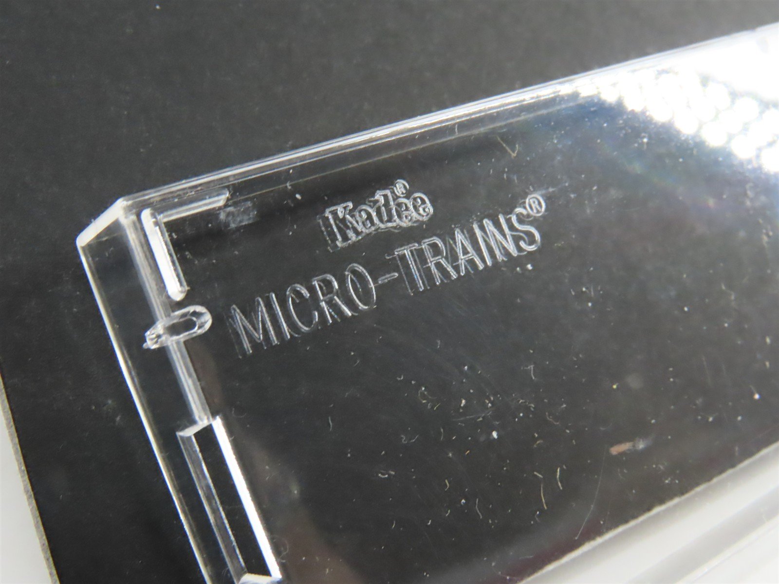 N Kadee Micro-Trains MTL 22040 NP Northern Pacific Vista Dome 40' Box Car #8289