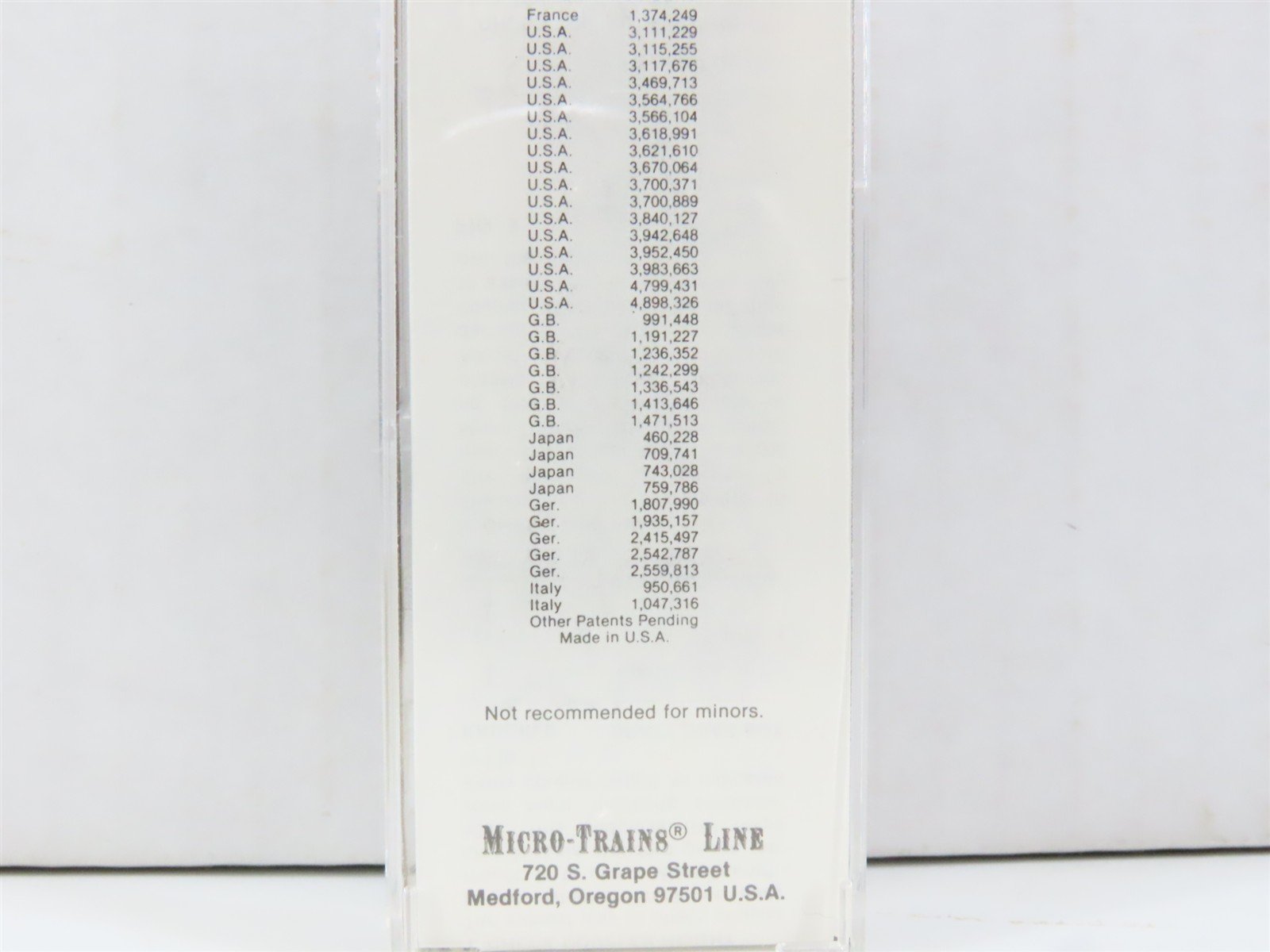 N Kadee Micro-Trains MTL 22040 NP Northern Pacific Vista Dome 40' Box Car #8289