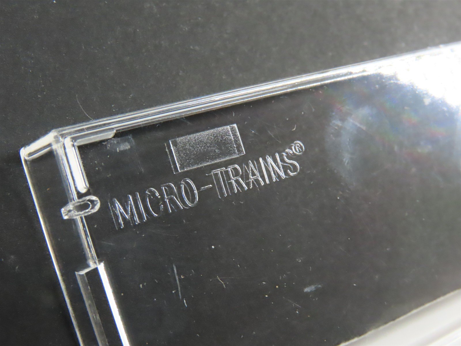 N Scale Micro-Trains MTL 21190 LOVX American Colloid Co. 40' Box Car #9116