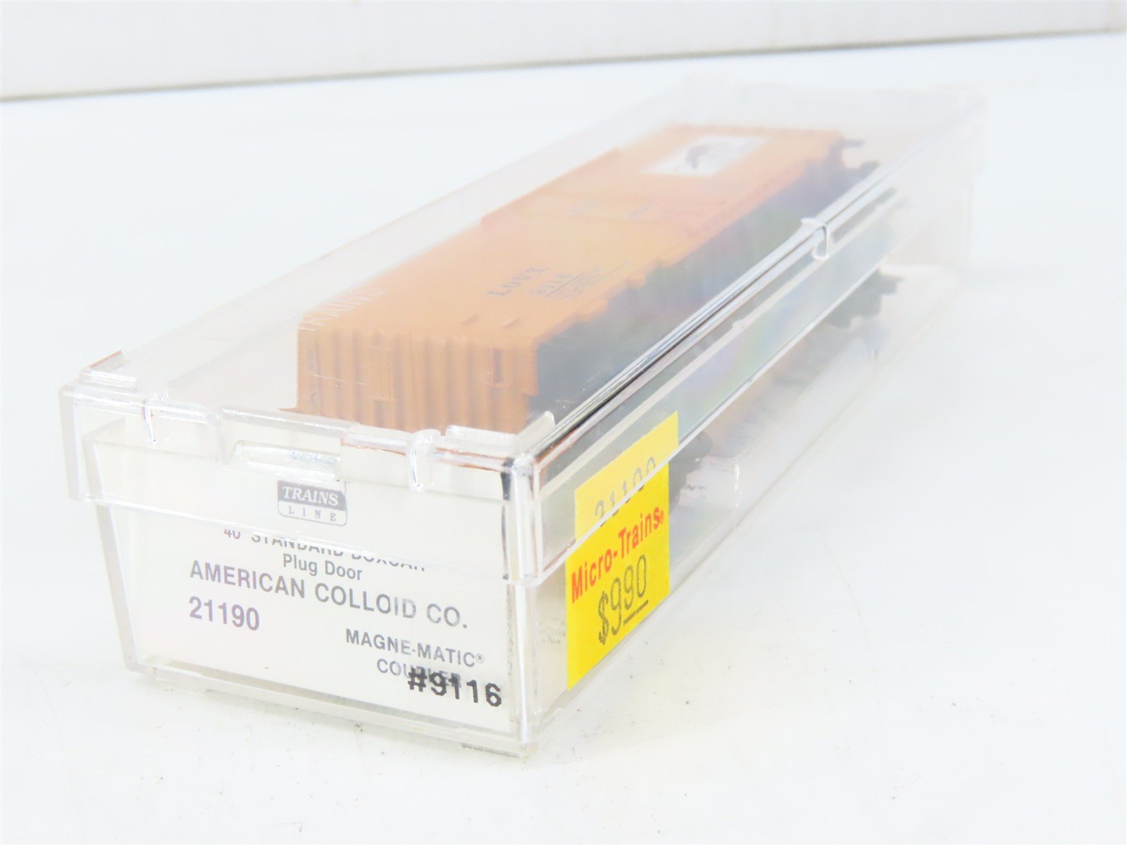 N Scale Micro-Trains MTL 21190 LOVX American Colloid Co. 40' Box Car #9116