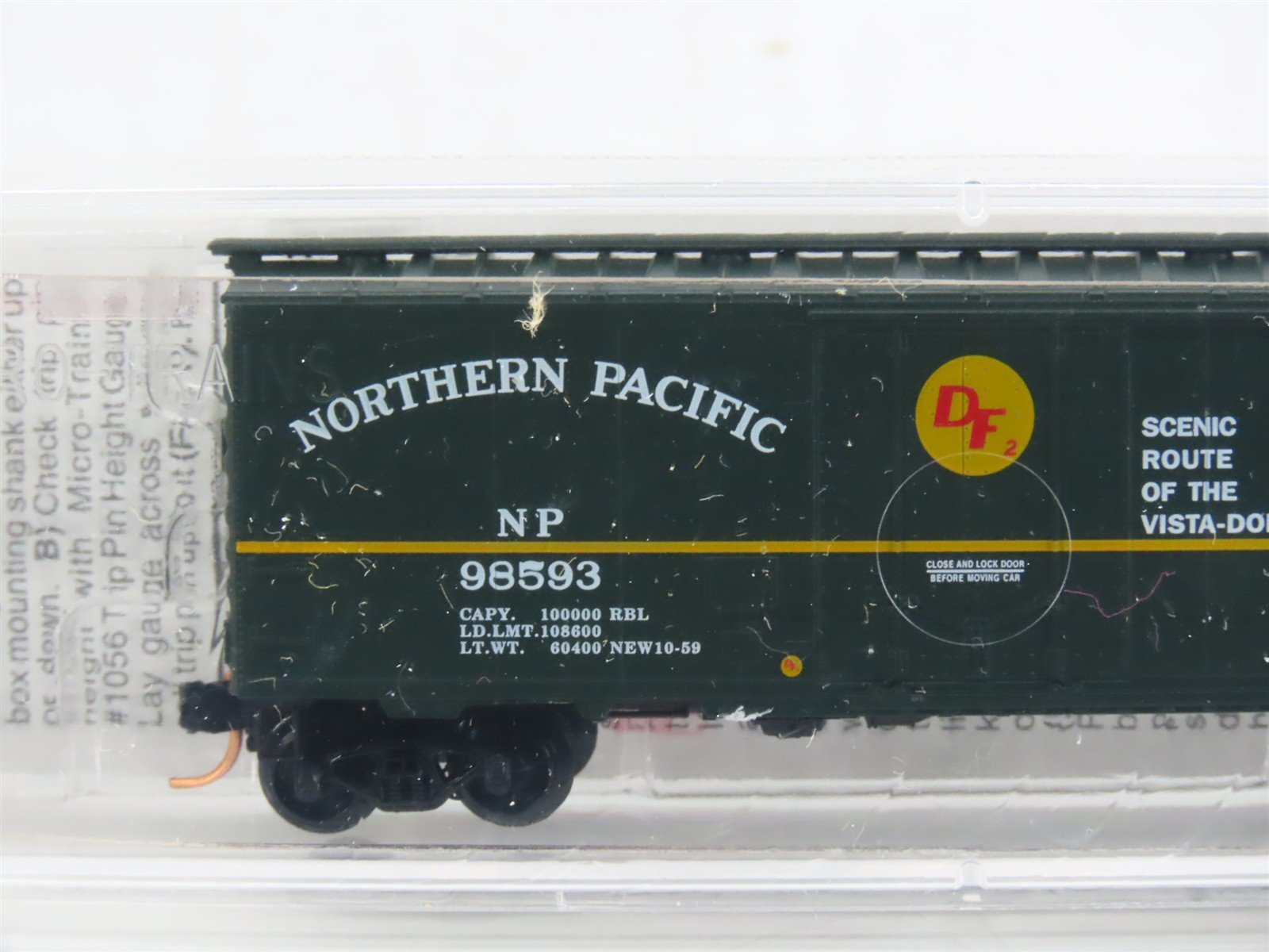 N Scale Micro-Trains MTL 21210 NP Northern Pacific Vista Dome 40' Box Car #98593