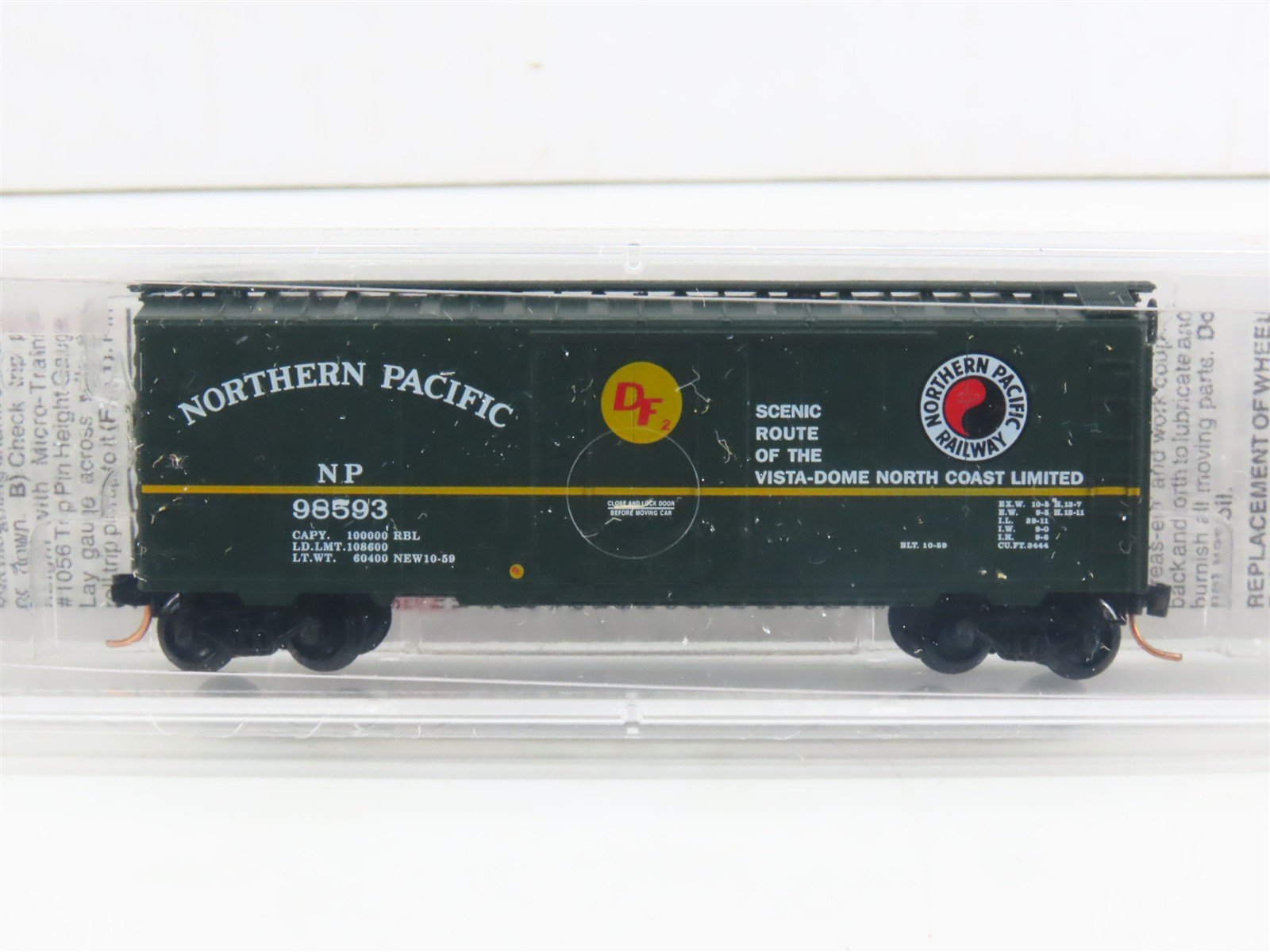 N Scale Micro-Trains MTL 21210 NP Northern Pacific Vista Dome 40' Box Car #98593