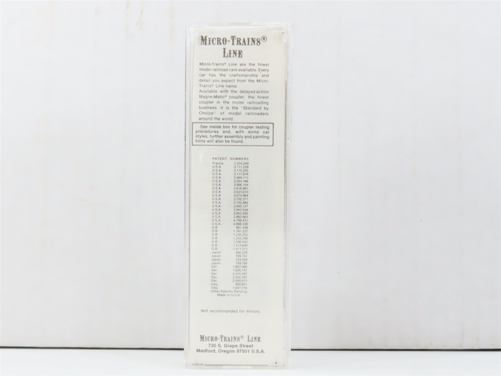 N Kadee Micro-Trains MTL 22040 NP Northern Pacific Vista Dome 40' Box Car #8289