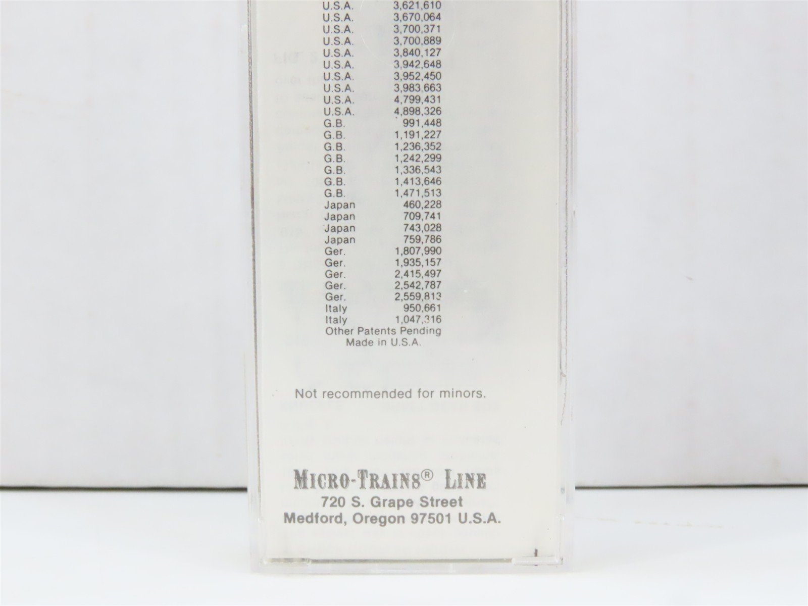 N Kadee Micro-Trains MTL 22040 NP Northern Pacific Vista Dome 40' Box Car #8289