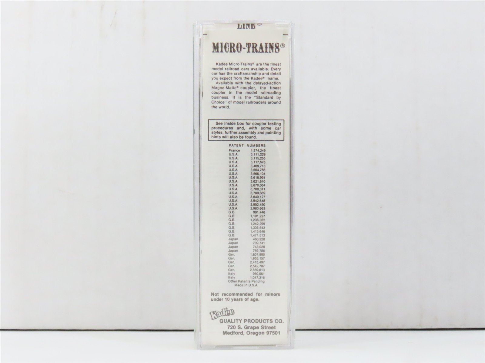 N Kadee Micro-Trains MTL 21140 UP Union Pacific Ship & Travel 40' Boxcar #113596