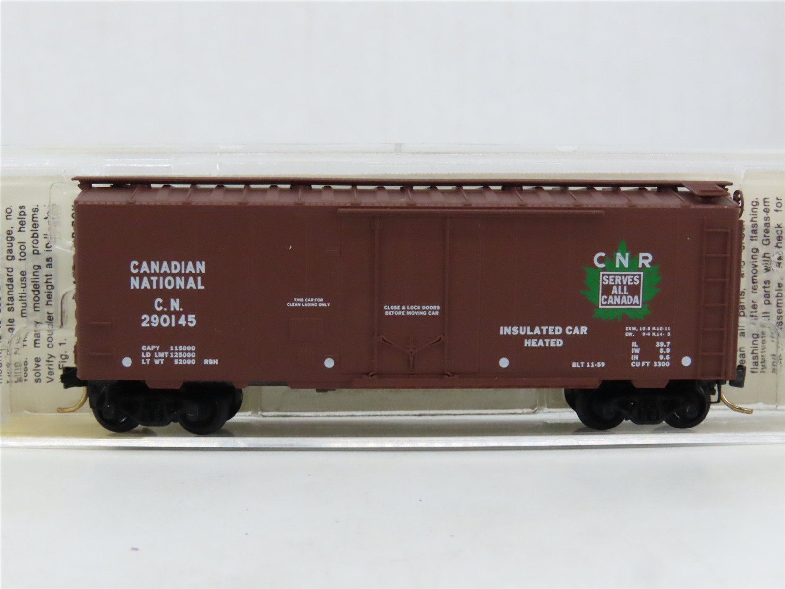 N Micro-Trains MTL 21120 CN Canadian National Maple Leaf 40' Box Car #290145