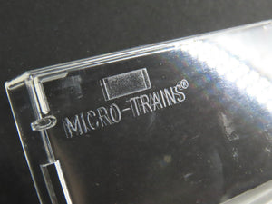 N Micro-Trains MTL 21120 CN Canadian National Maple Leaf 40' Box Car #290145