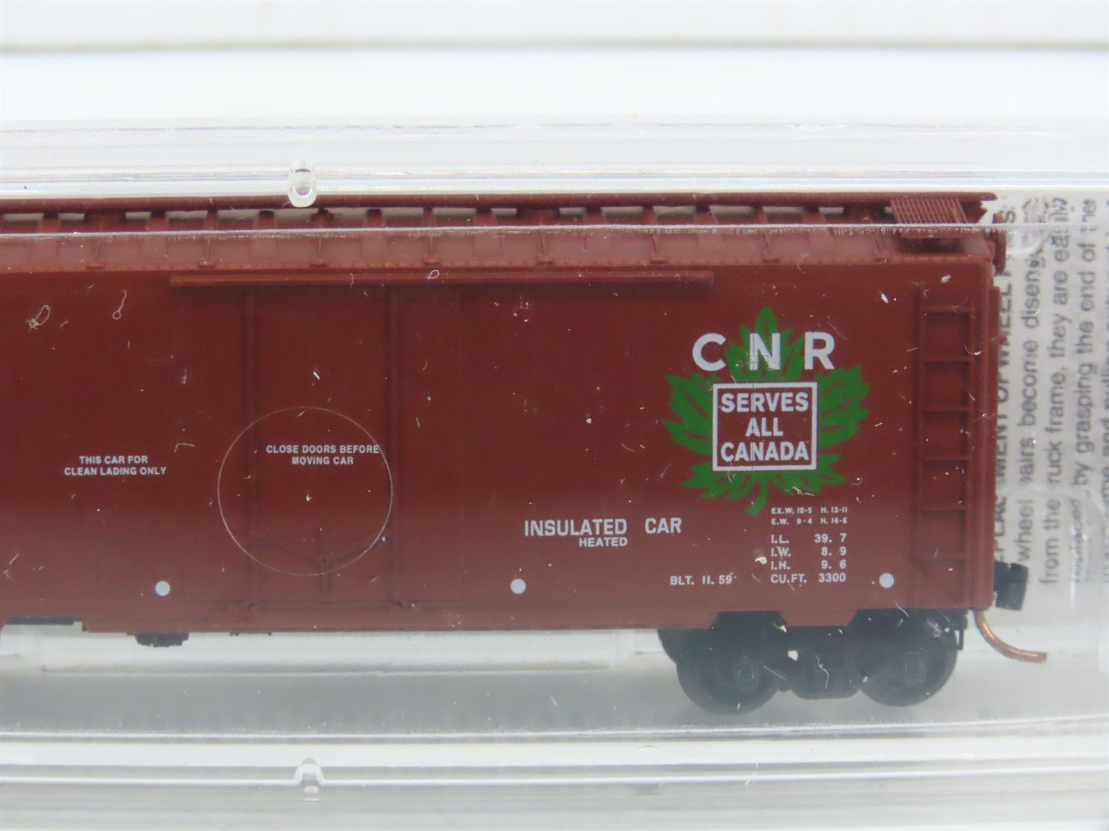 N Micro-Trains MTL 21120 CN Canadian National Maple Leaf 40' Box Car #290159