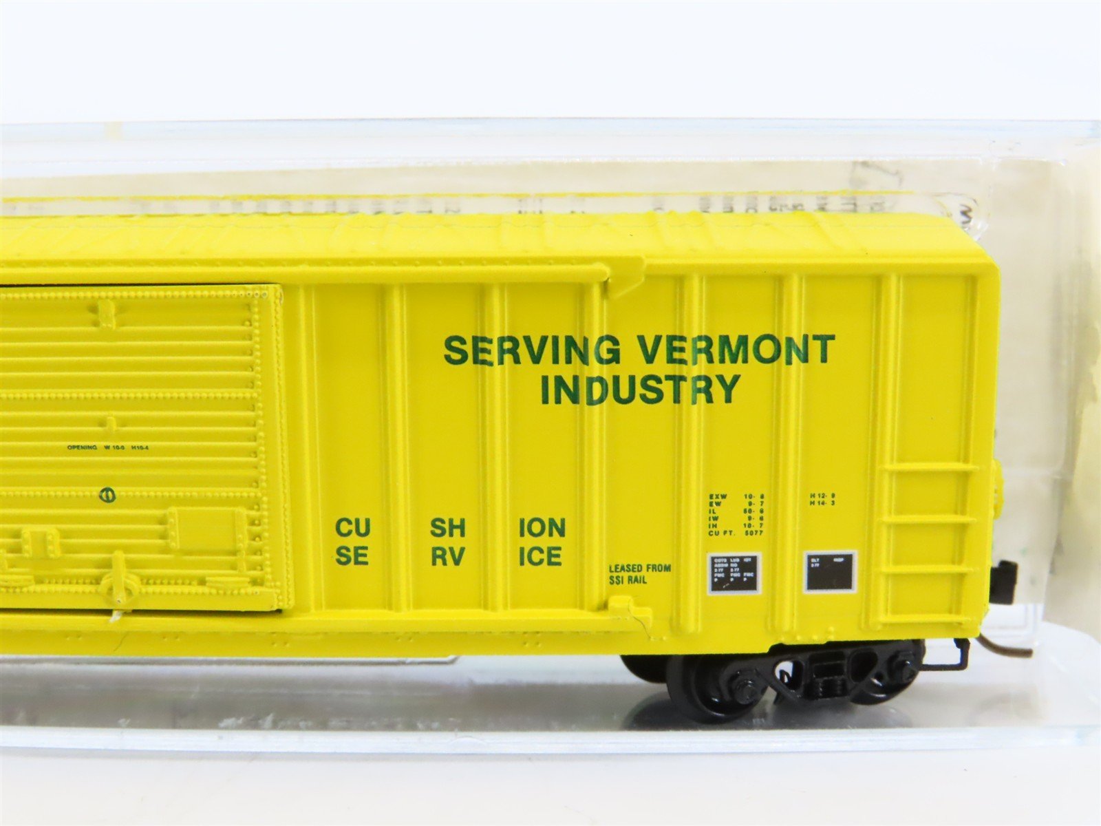 N Scale Kadee Micro-Trains MTL 25060 CLP Clarendon & Pittsford 50' Box Car #3049