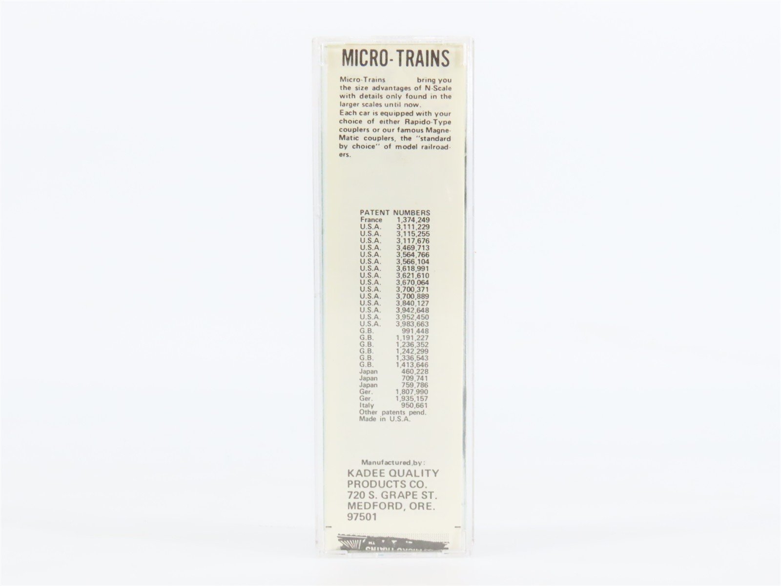 N Scale Kadee Micro-Trains MTL 24050 PC Penn Central 40' Box Car #103800