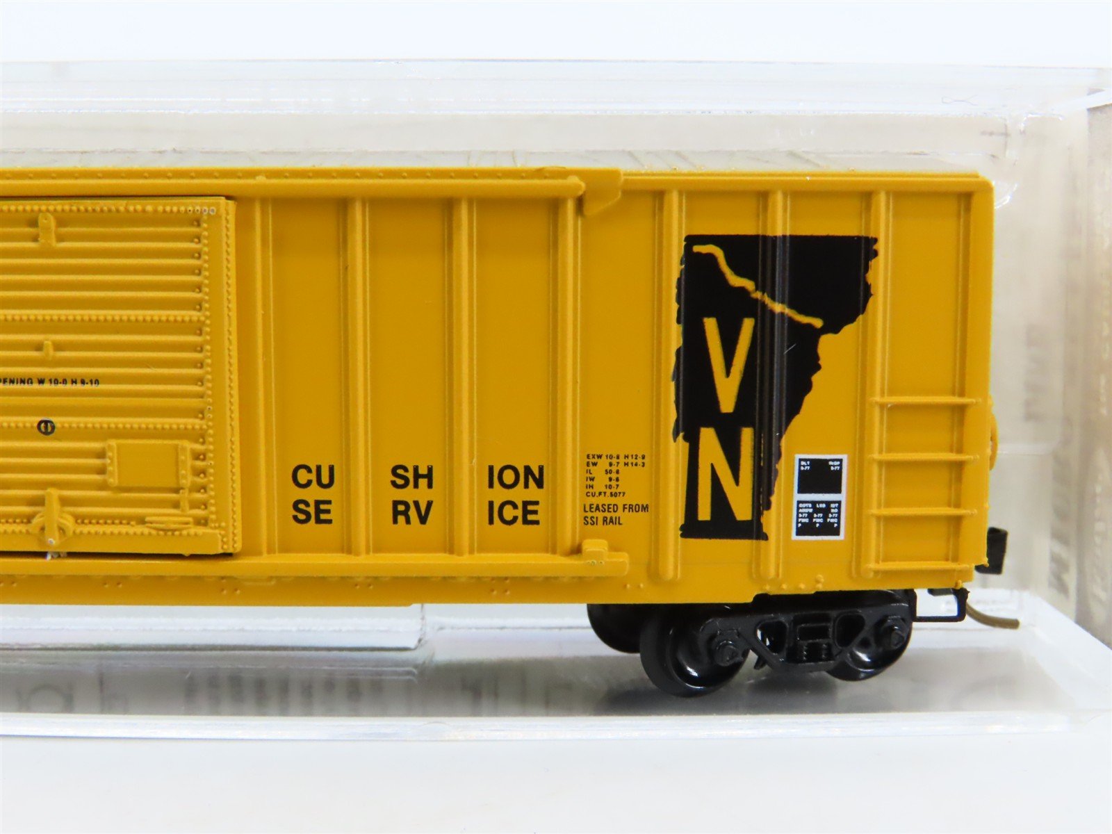 N Scale Kadee Micro-Trains MTL 25420 VNOR Vermont Northern 50' Box Car #7739
