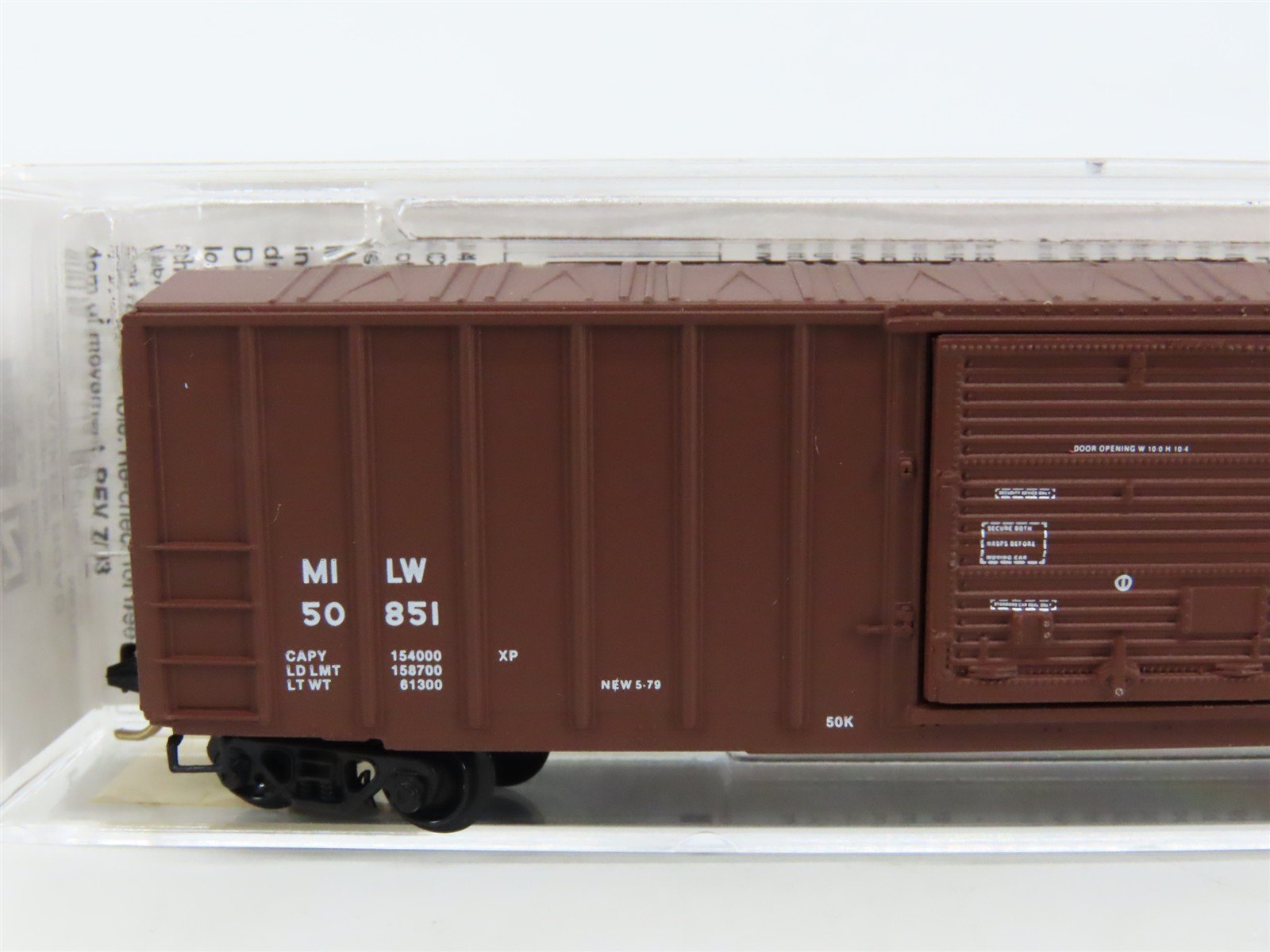 N Scale Micro-Trains MTL 25310 MILW Milwaukee Road 50' Rib Side Box Car #50851