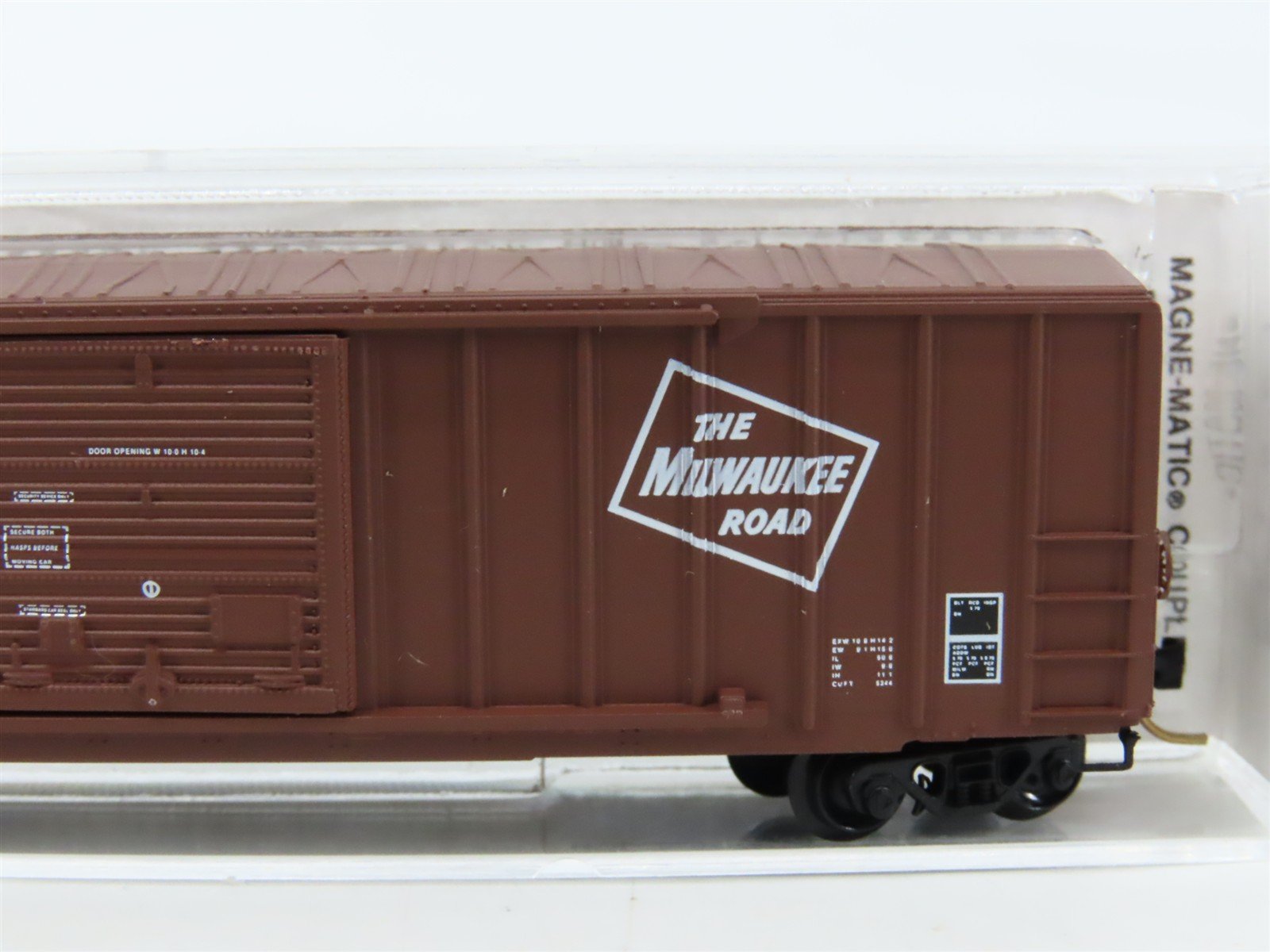 N Scale Micro-Trains MTL 25310 MILW Milwaukee Road 50' Rib Side Box Car #50851