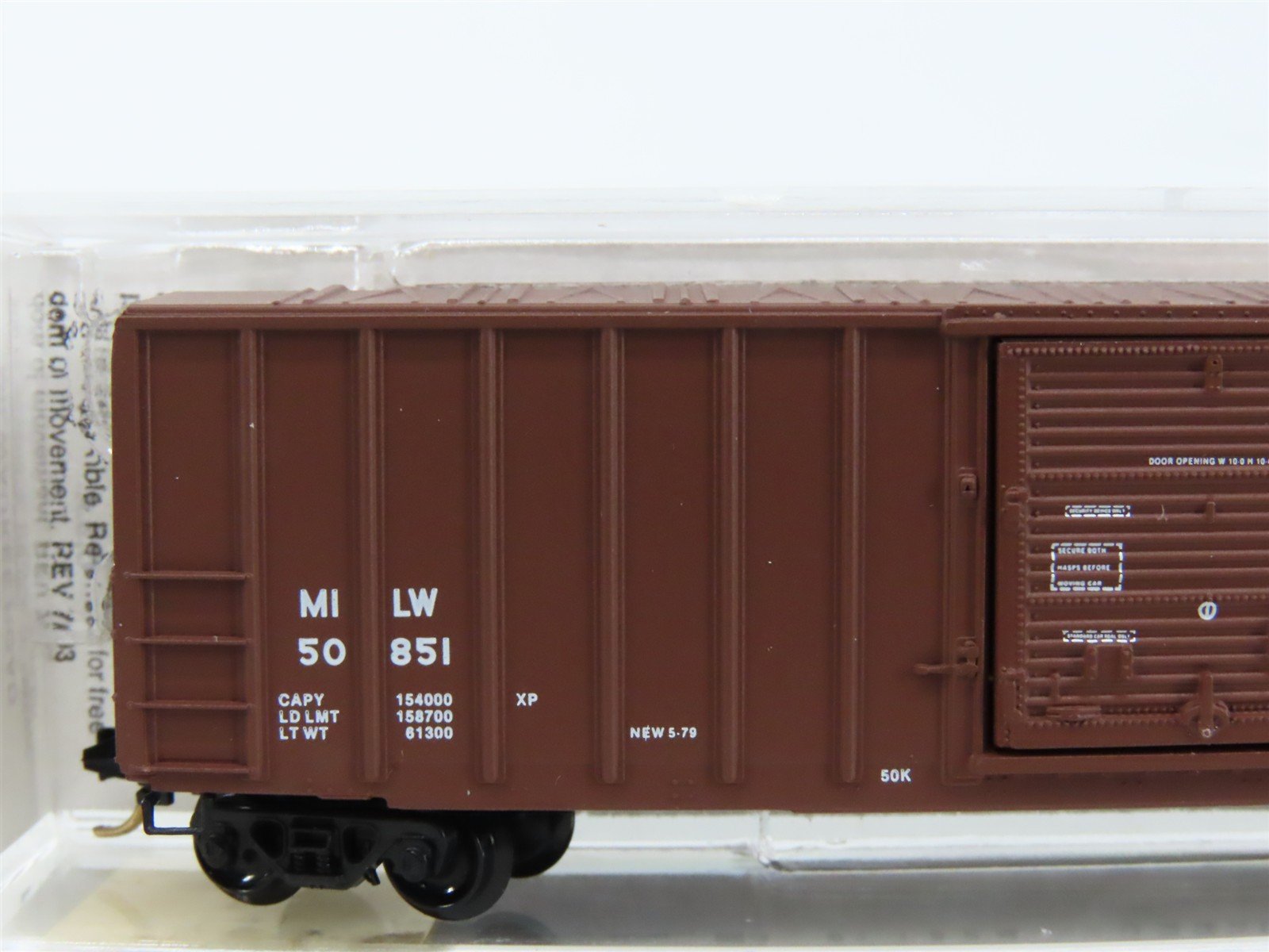 N Scale Micro-Trains MTL 25310 MILW Milwaukee Road 50' Rib Side Box Car #50851