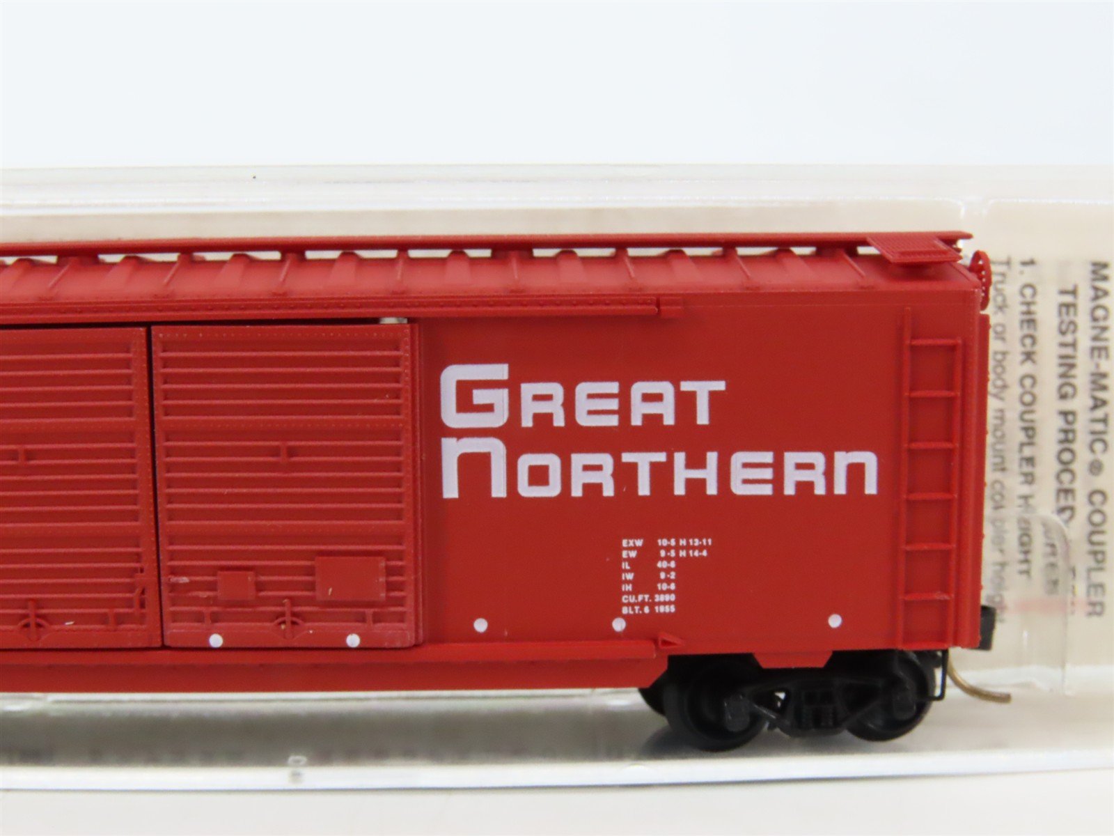 N Scale Micro-Trains MTL 23210 GN Great Northern Circus Train 40' Box Car #3484