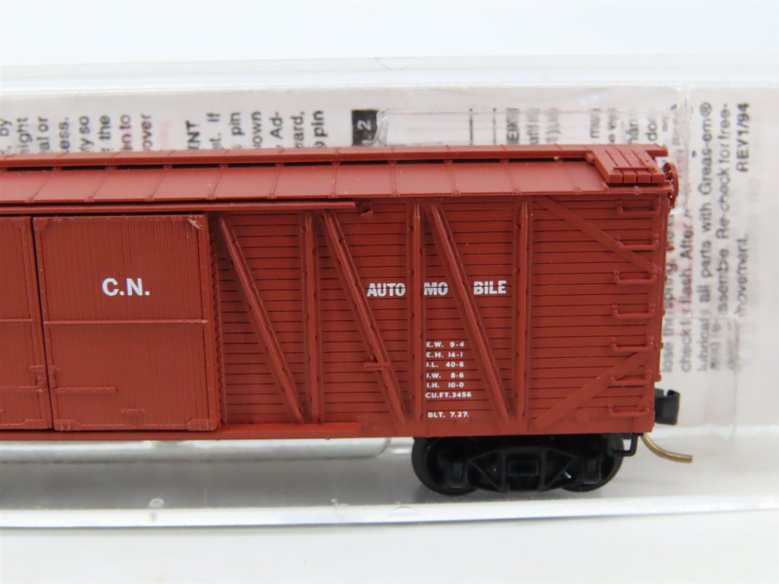 N Micro-Trains MTL 29070 CN Canadian National 40' Automobile Box Car #582596