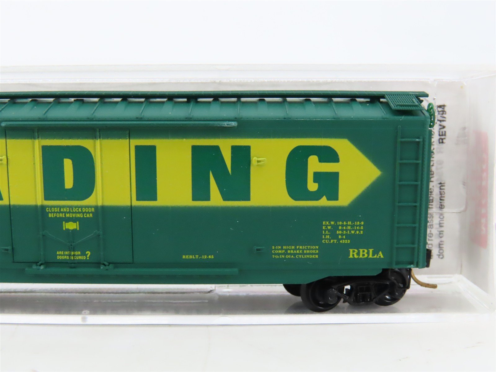 N Scale Micro-Trains MTL 32320 RDG Reading 50' Plug Door Box Car #17059