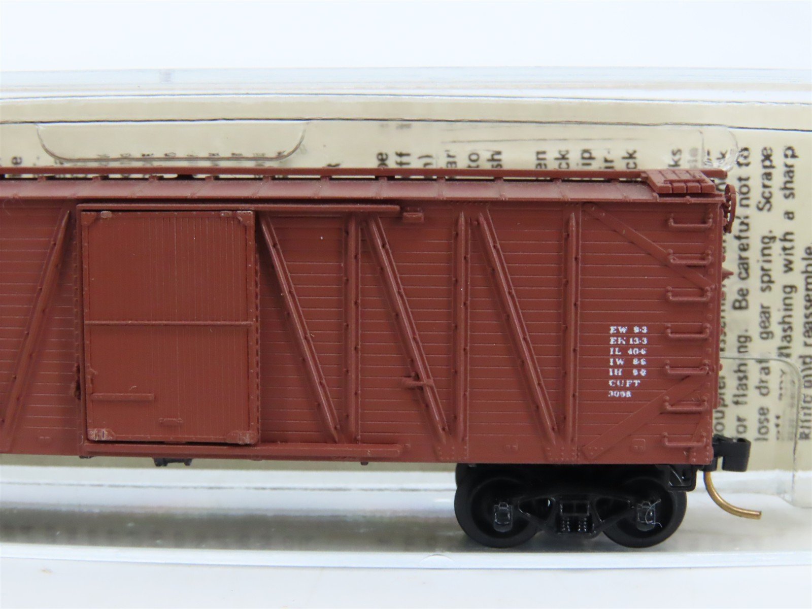 N Scale Kadee Micro-Trains MTL 28000 Dimensional Data 40' Single Door Box Car