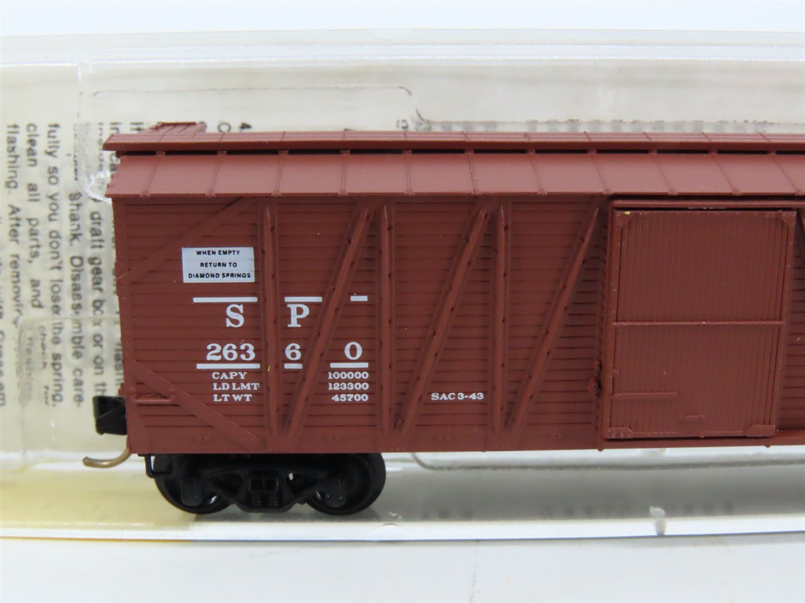N Scale Micro-Trains MTL 28030 SP Southern Pacific 40' Single Door Boxcar #26360