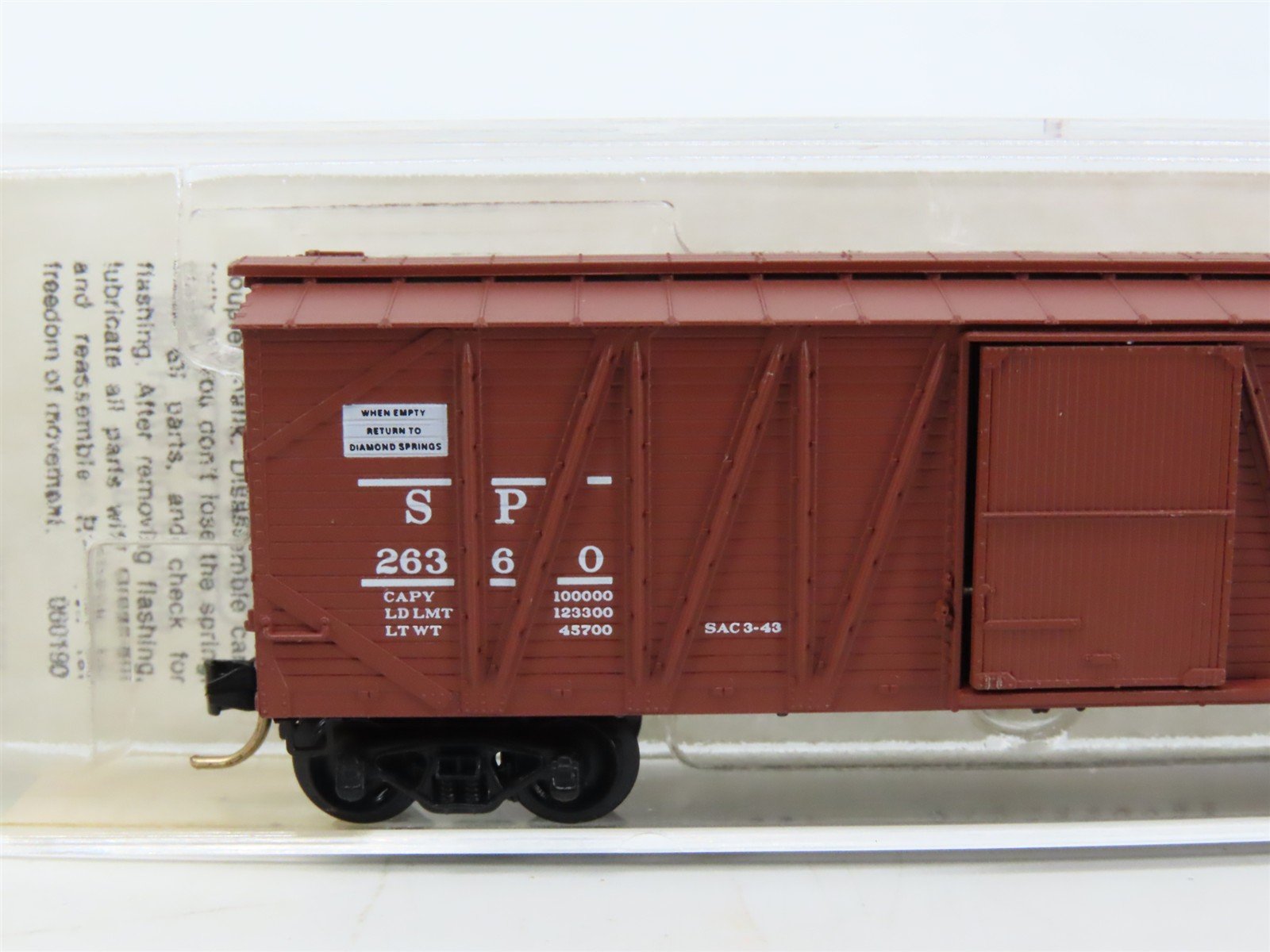 N Scale Micro-Trains MTL 28030 SP Southern Pacific 40' Single Door Boxcar #26360