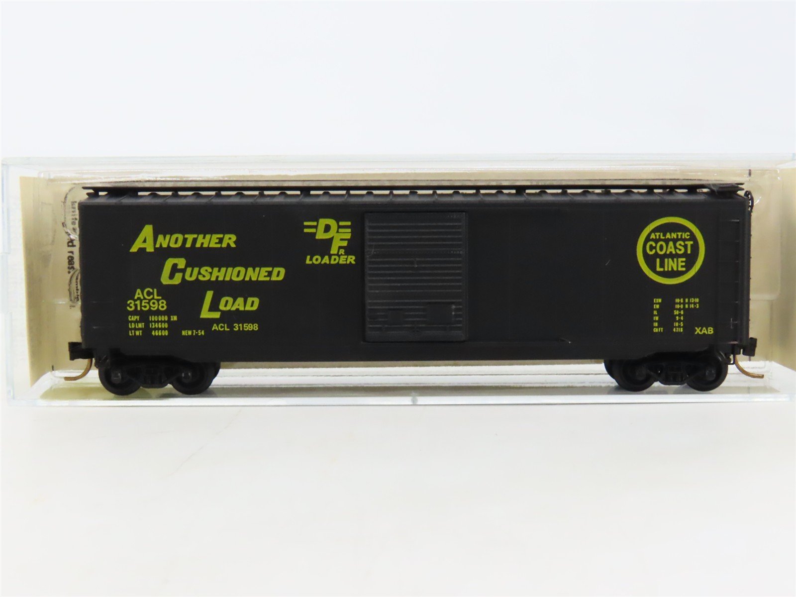 N Scale Kadee Micro-Trains MTL 31100 ACL Atlantic Coast Line 50' Box Car #31598