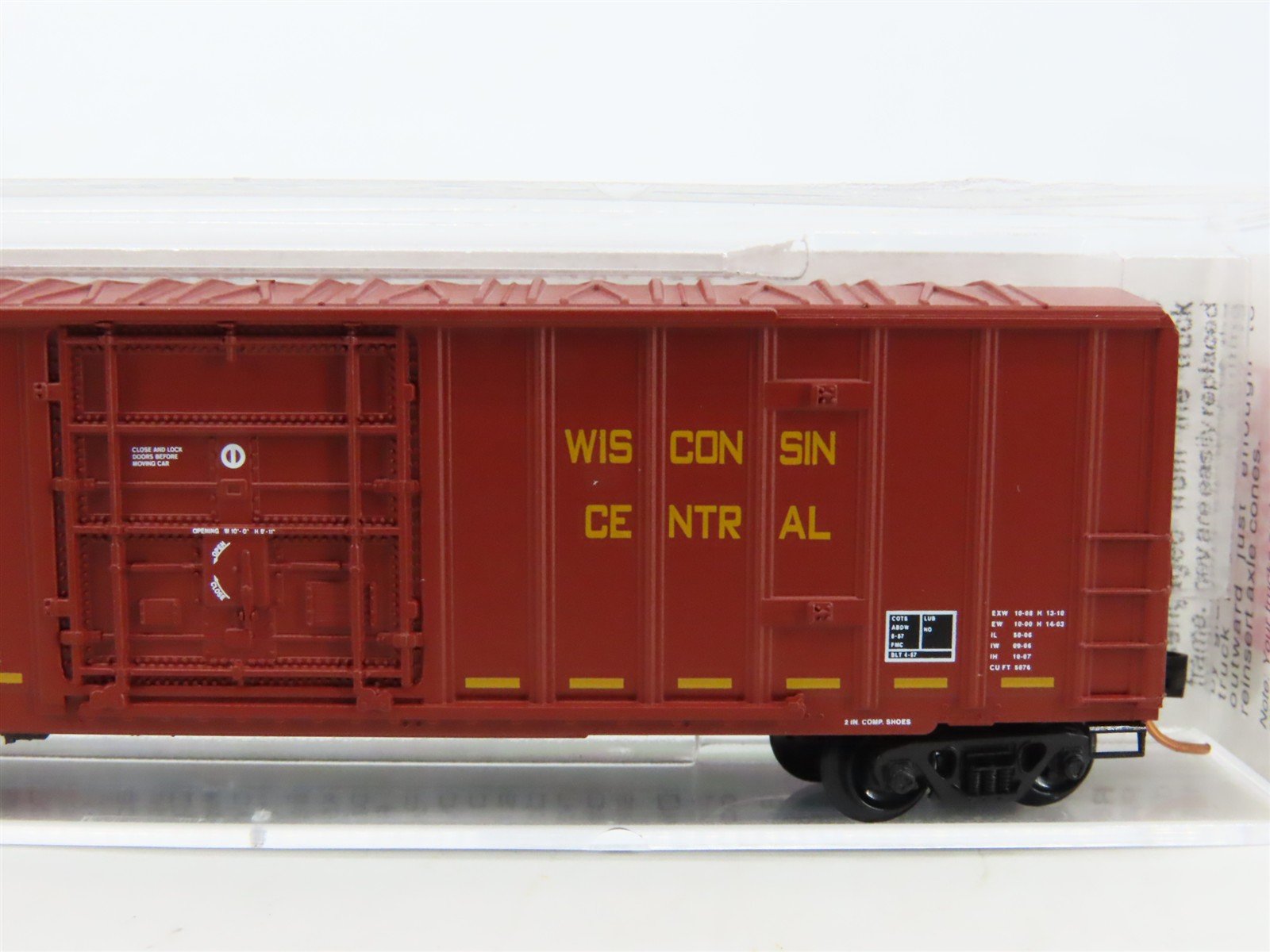 N Scale Micro-Trains MTL 27200 WC Wisconsin Central 50' Plug Door Box Car #27114