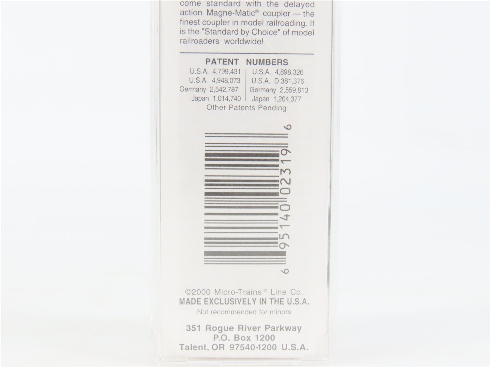 N Scale Micro-Trains MTL 27280 PGE Pacific Great Eastern 50' Box Car #8027