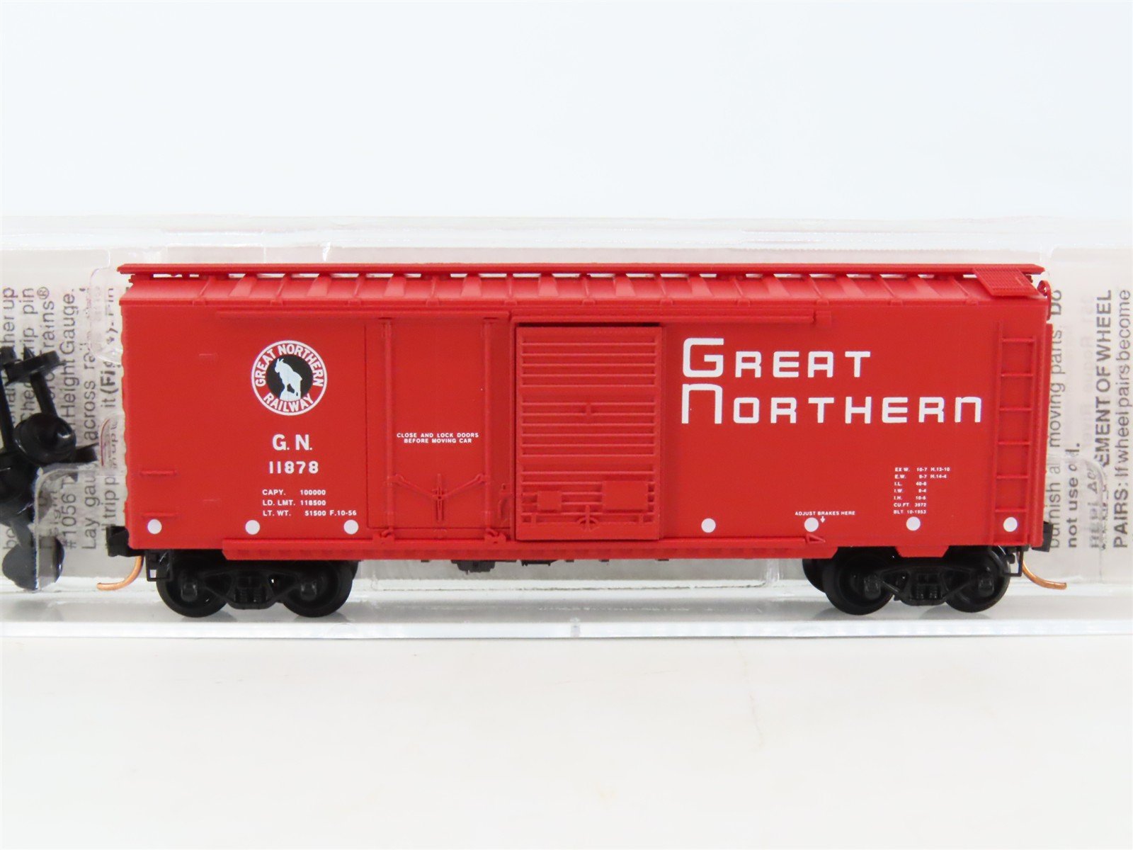 N Micro-Trains MTL 22020 GN Great Northern 40' Pug & Sliding Door Box Car #11878
