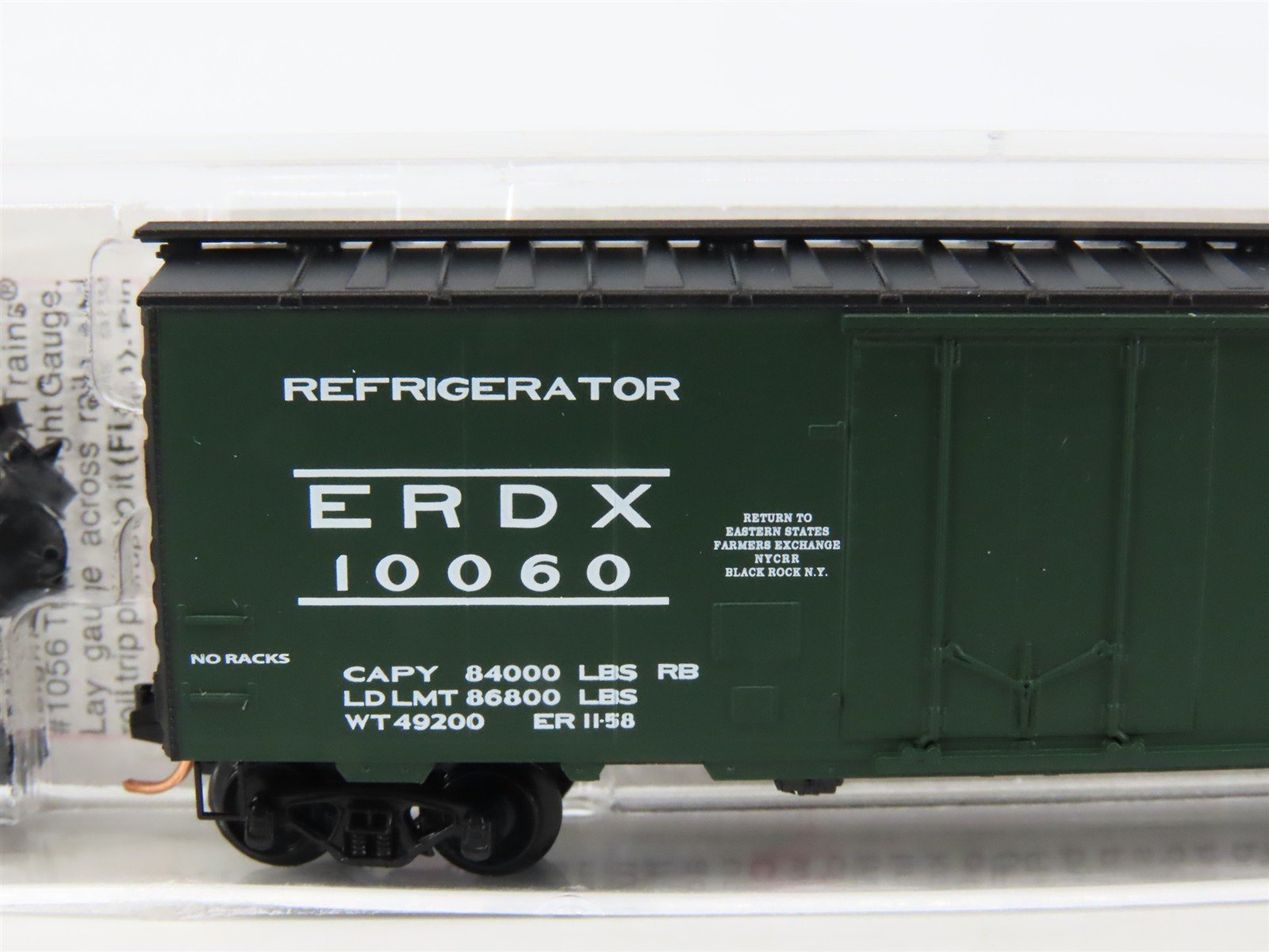 N Micro-Trains MTL 21420 ERDX Eastern States Farmers Exchange 40' Box Car #10060