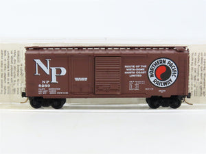 N Kadee Micro-Trains MTL 22040 NP Northern Pacific Vista Dome 40' Box Car #8289