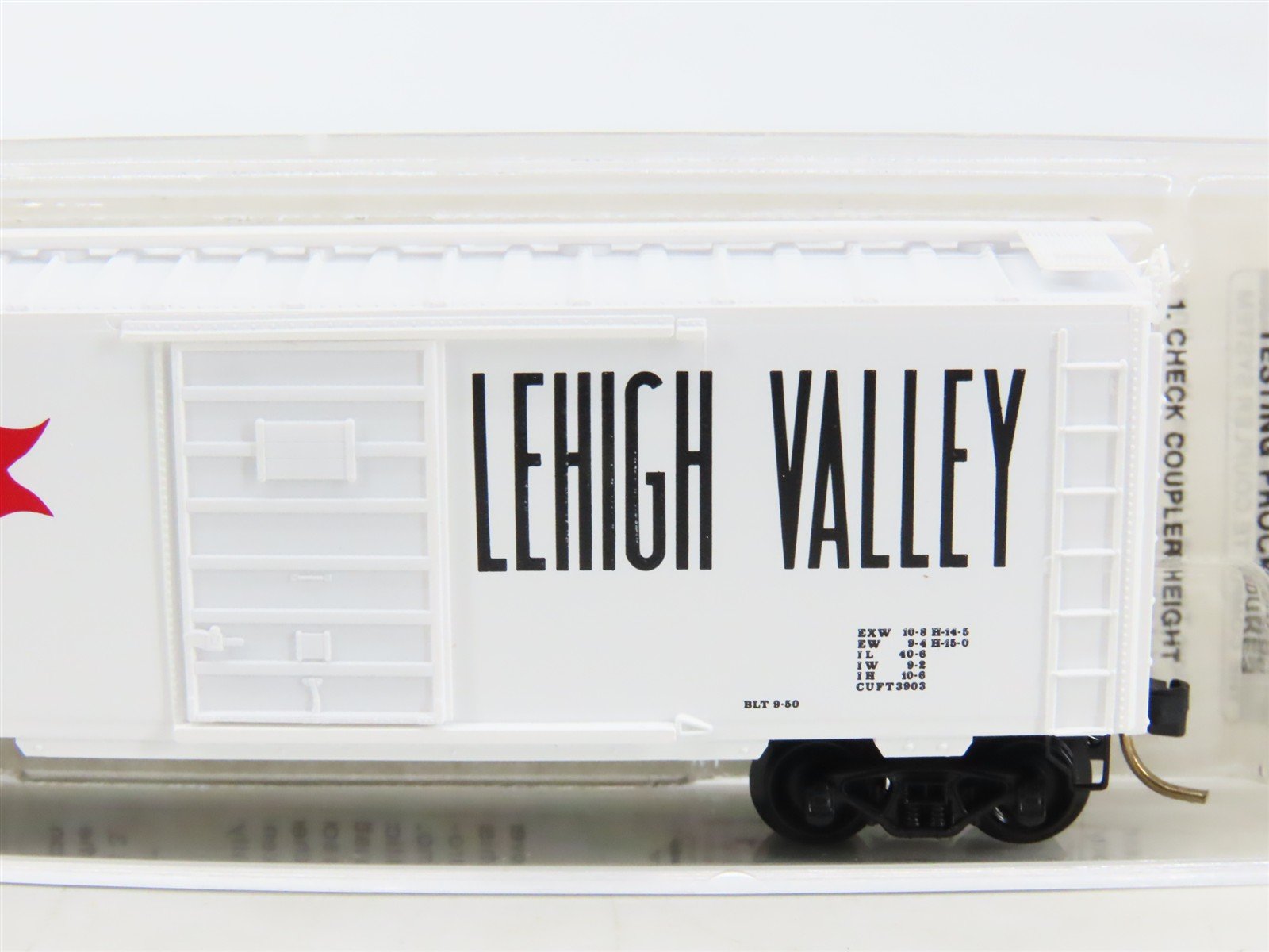 N Scale Micro-Trains MTL 20126 LV Lehigh Valley 40' Single Door Box Car #62545
