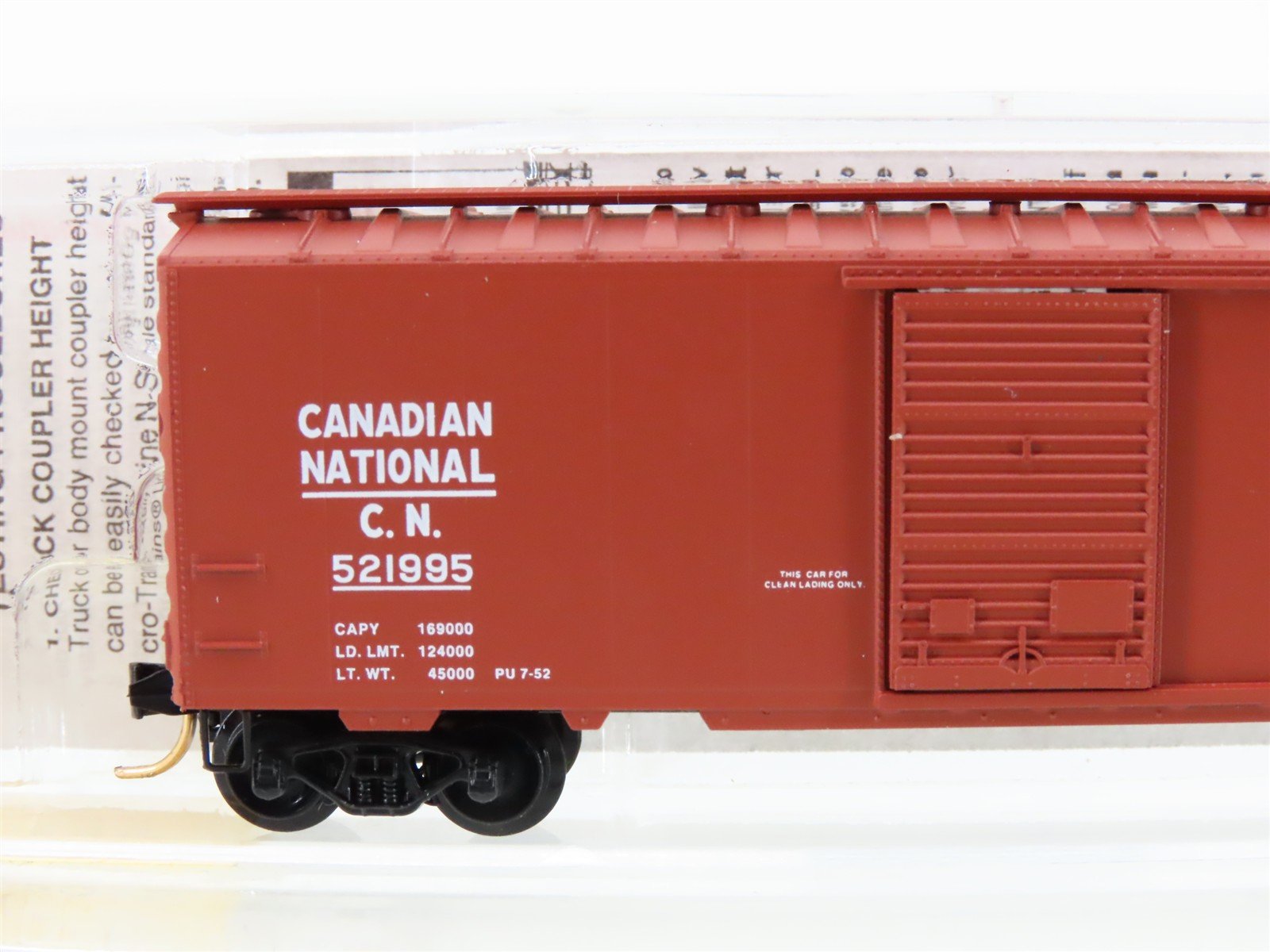 N Micro-Trains MTL 20206 CN Canadian National 