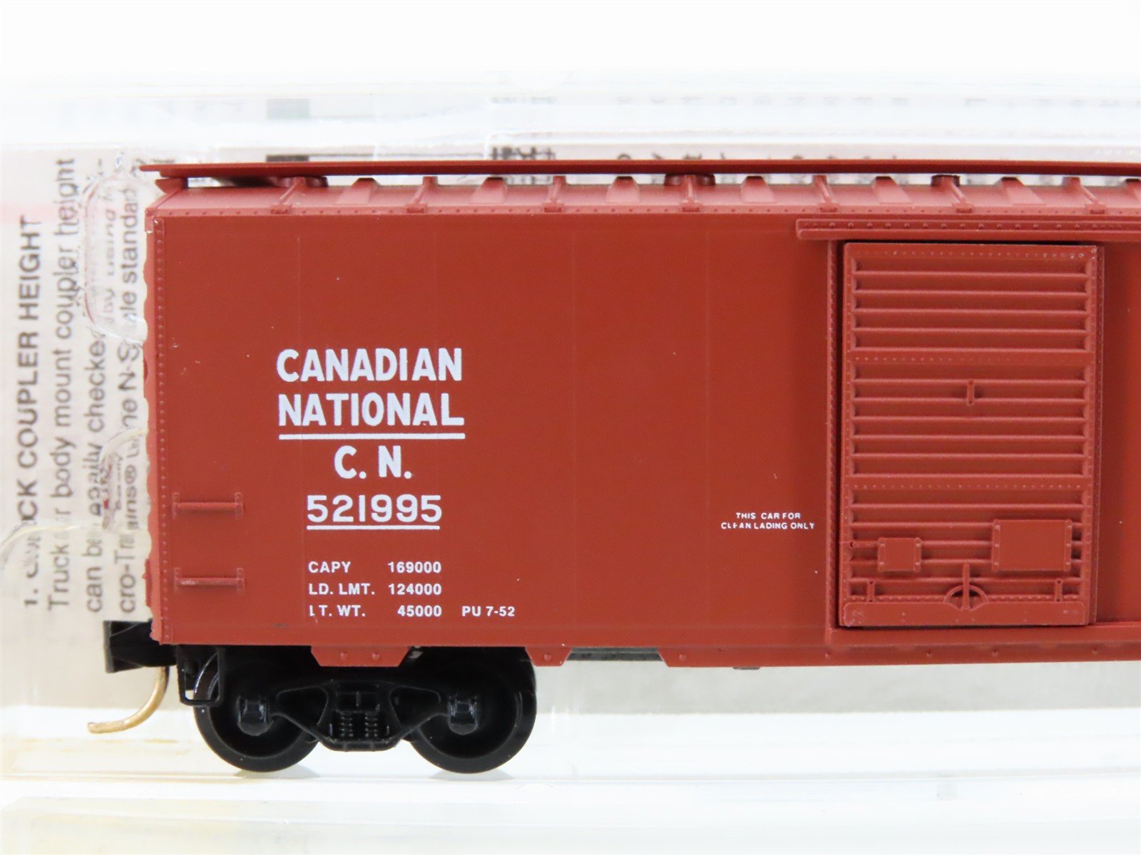 N Micro-Trains MTL 20206 CN Canadian National 'Maple Leaf