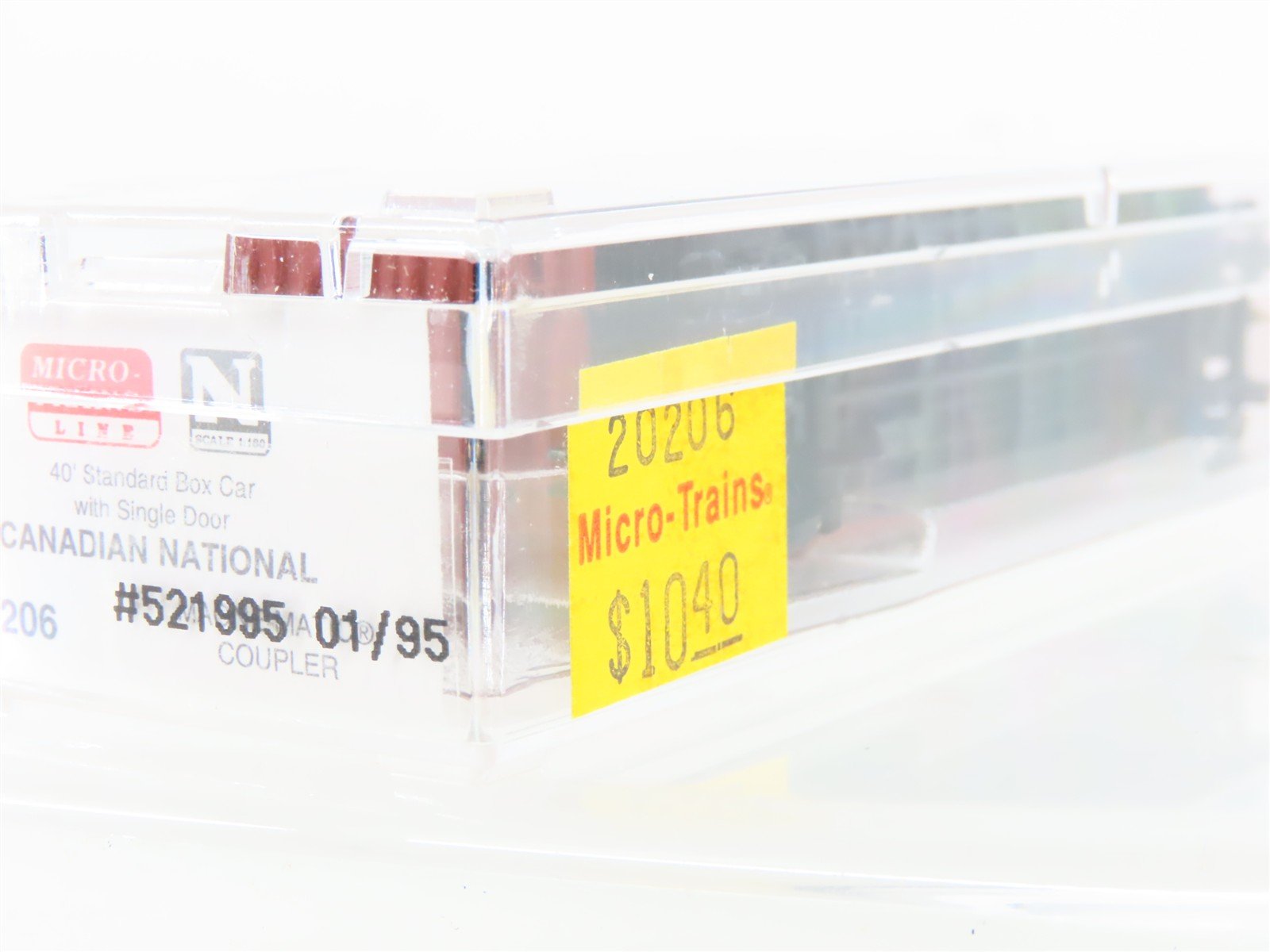 N Micro-Trains MTL 20206 CN Canadian National 'Maple Leaf