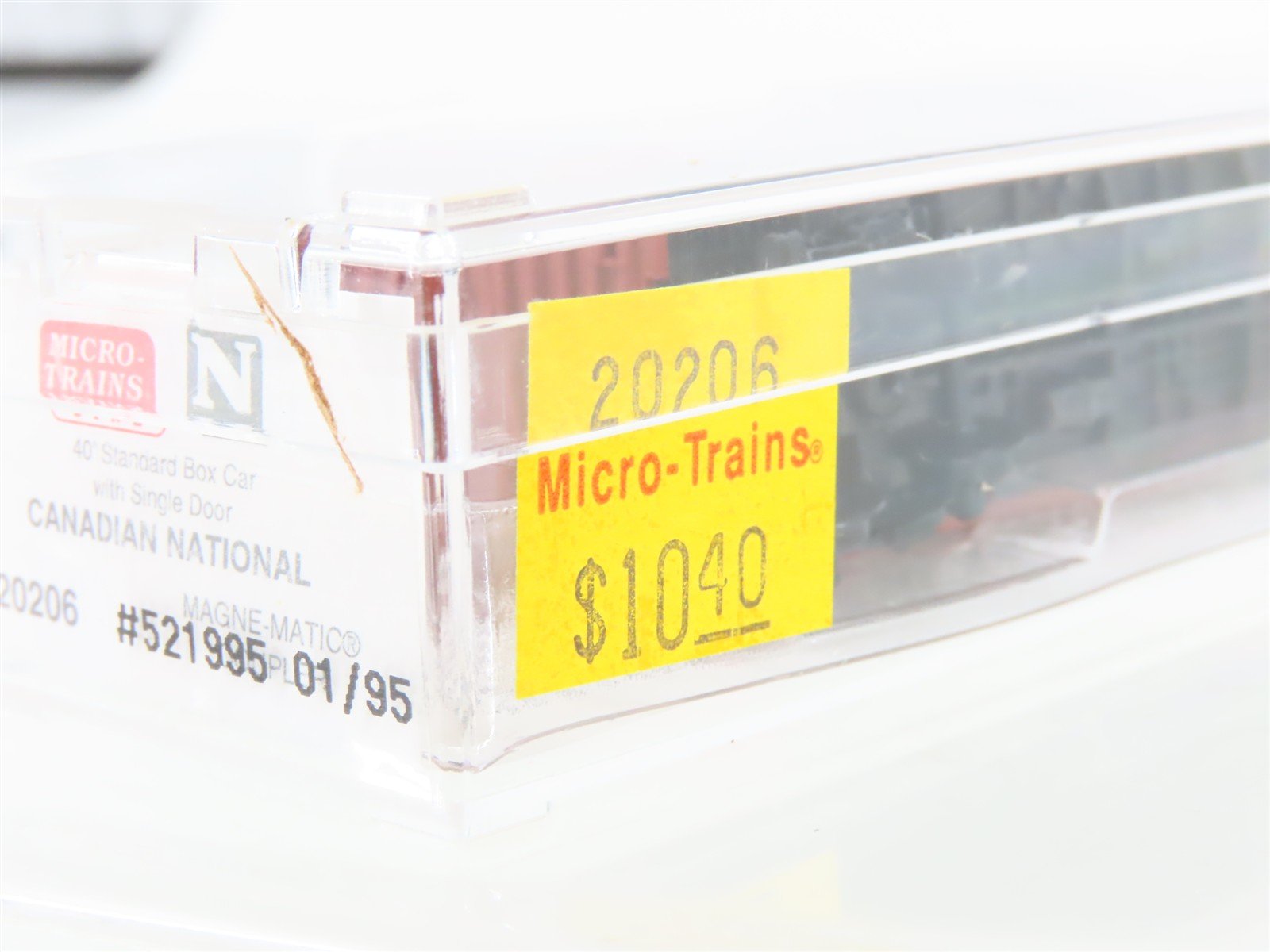 N Micro-Trains MTL 20206 CN Canadian National 