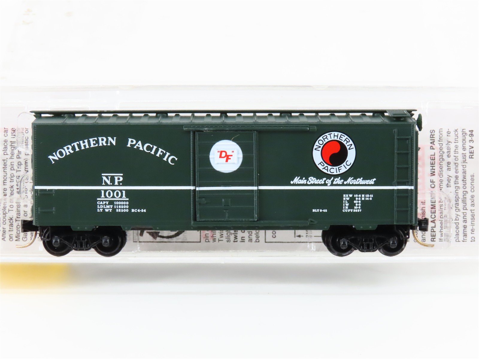 N Micro-Trains MTL 20236 NP Northern Pacific "Main Street" 40' Box Car #1001