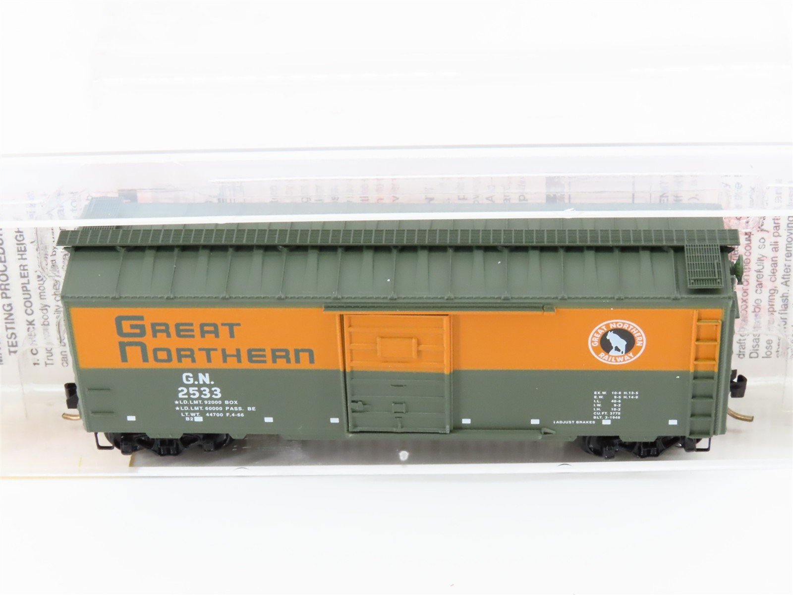 N Scale Micro-Trains MTL 20226 GN Great Northern 40' Single Door Box Car #2533