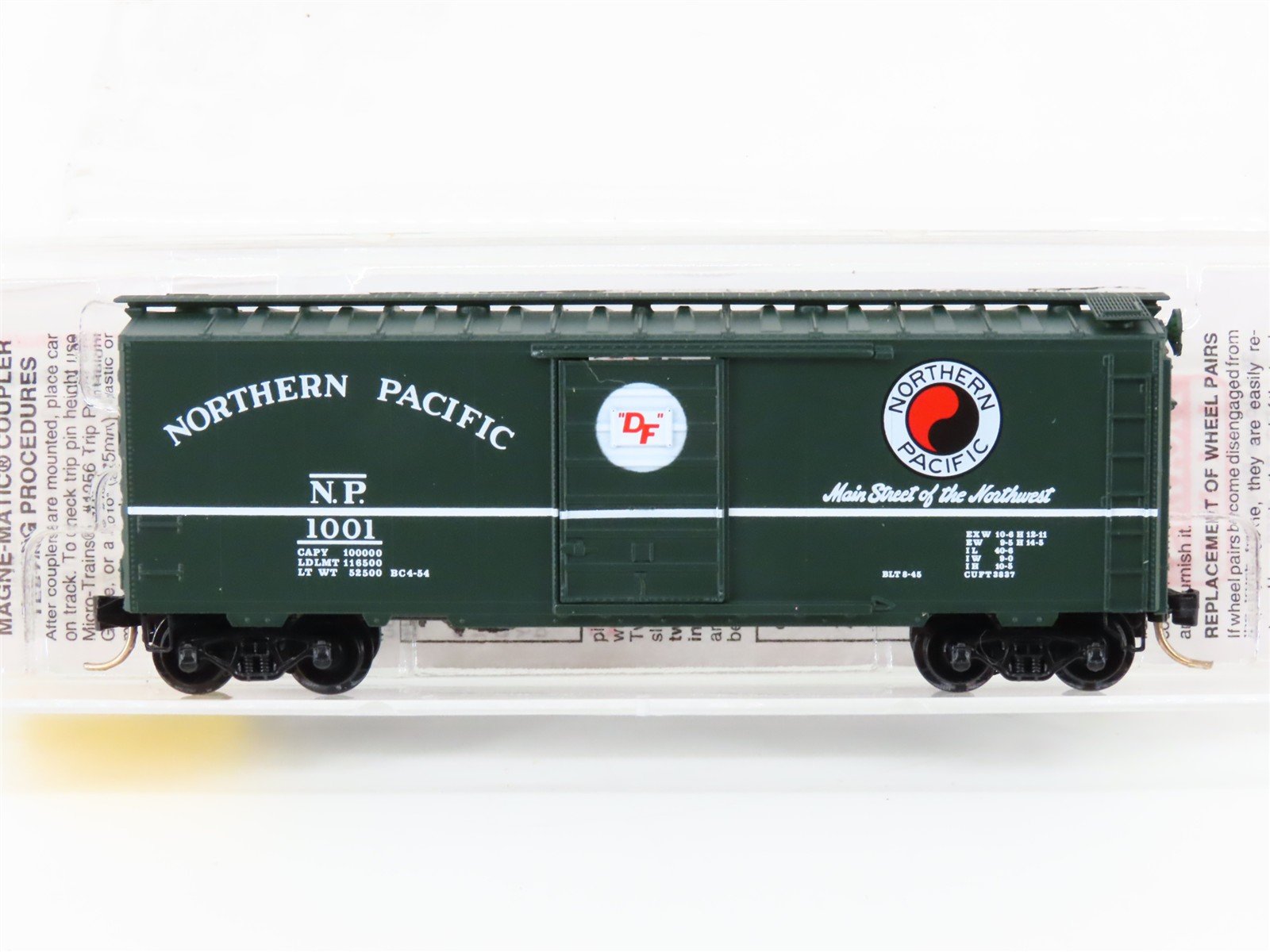 N Scale Micro-Trains MTL 20236 NP Northern Pacific "Main Street" 40' Boxcar 1001