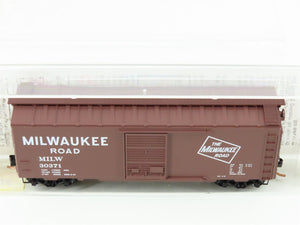 N Scale Micro-Trains MTL 20526 MILW Milwaukee Road 40' Single Door Boxcar #30371