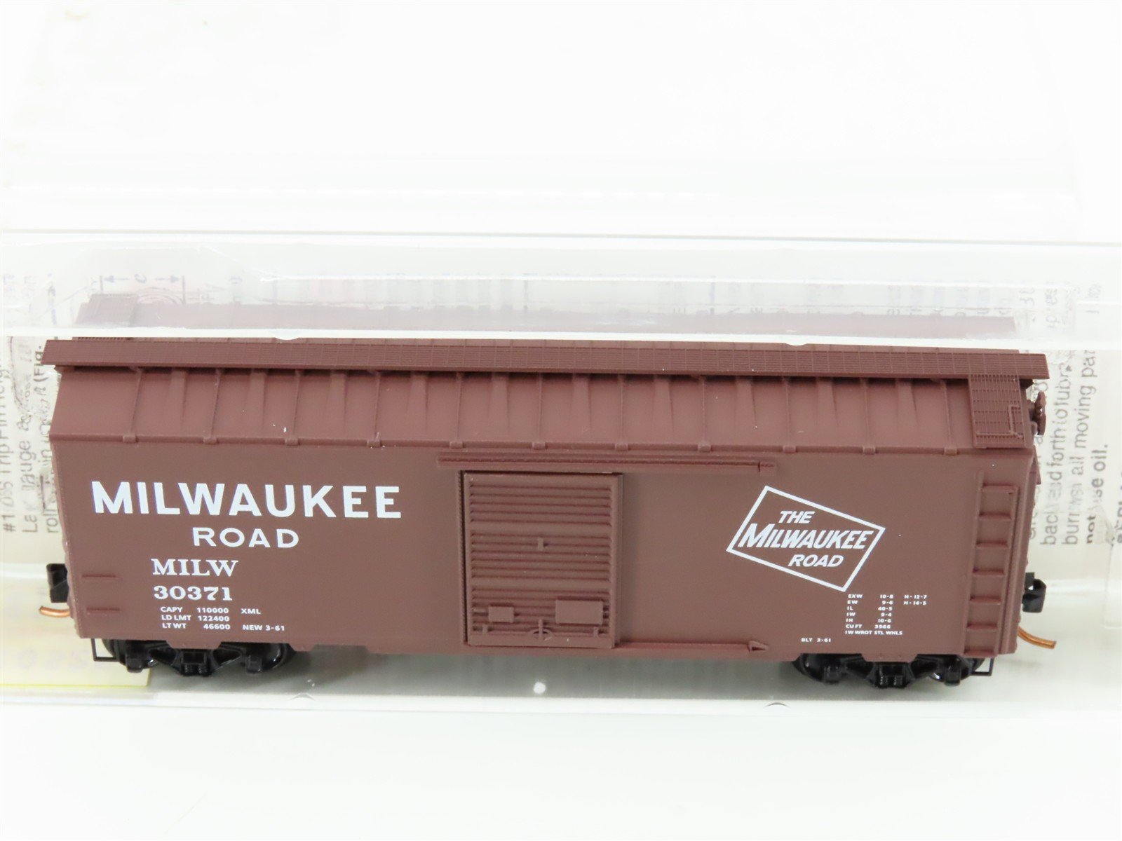 N Scale Micro-Trains MTL 20526 MILW Milwaukee Road 40' Single Door Boxcar #30371