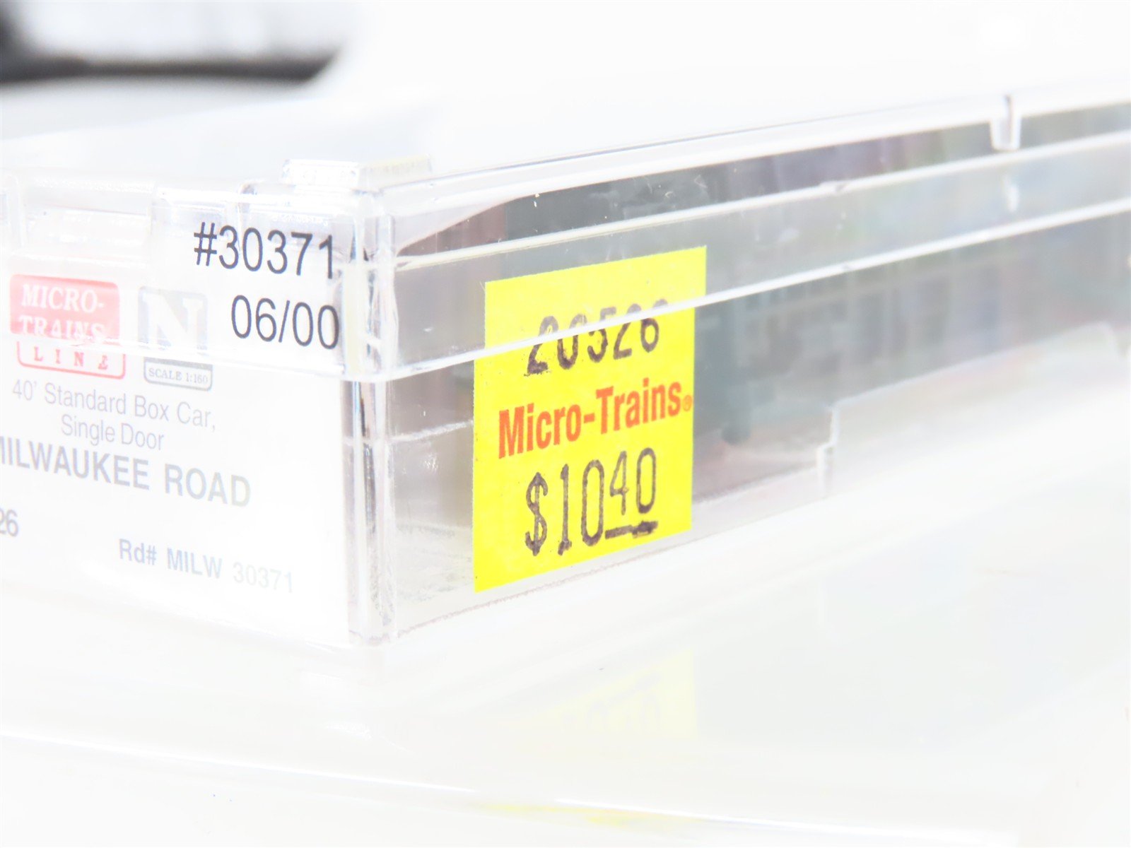 N Scale Micro-Trains MTL 20526 MILW Milwaukee Road 40' Single Door Boxcar #30371