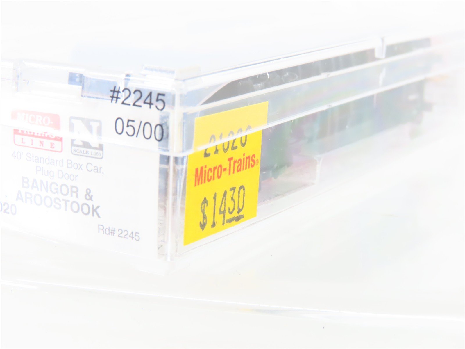 N Scale Micro-Trains MTL 21020 BAR State Of Maine 40' Plug Door Box Car #2245