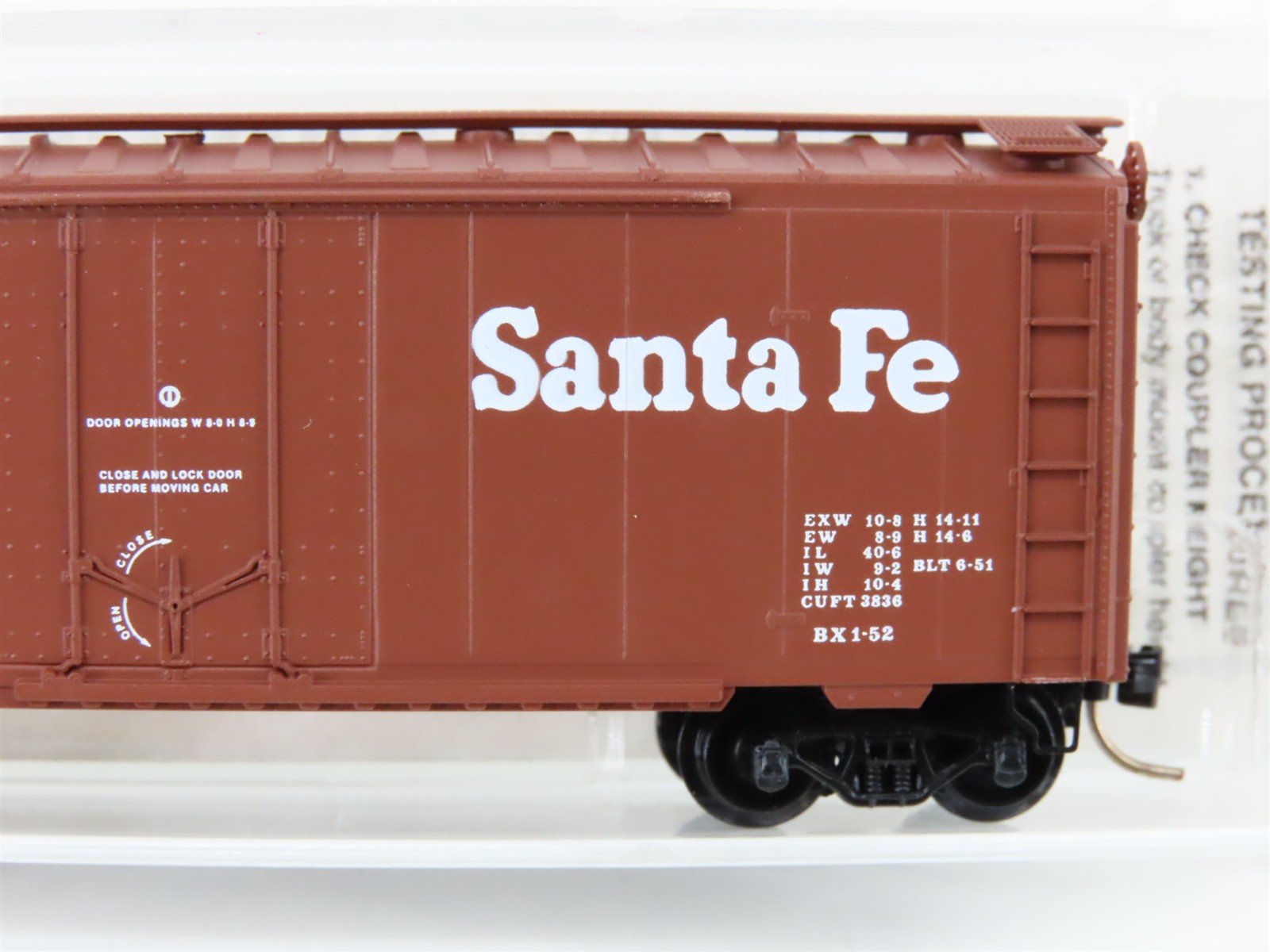 N Scale Micro-Trains MTL 21110 ATSF Santa Fe 40' Plug Door Box Car #149968