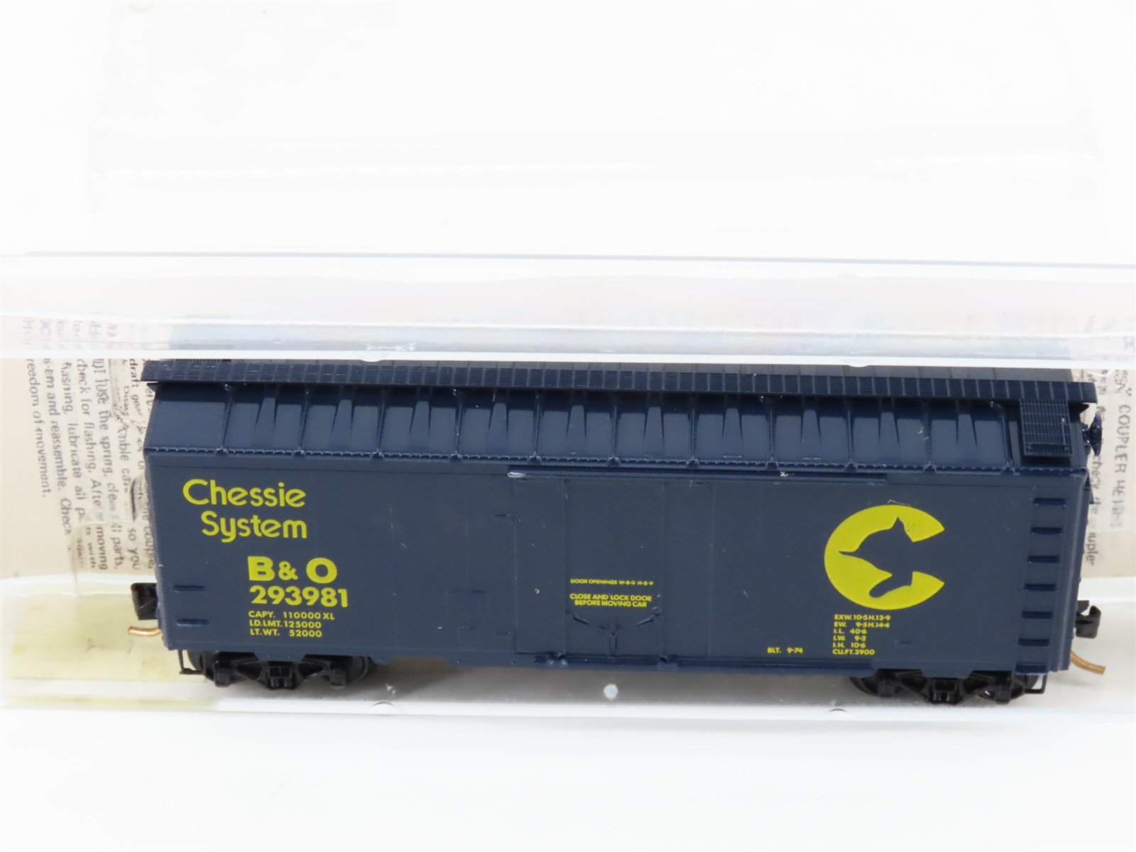 N Kadee Micro-Trains MTL 21090 B&O Chessie System 40' Plug Door Box Car #293981