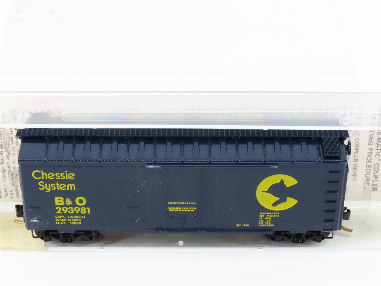 N Kadee Micro-Trains MTL 21090 B&O Chessie System 40' Plug Door Box Car #293981