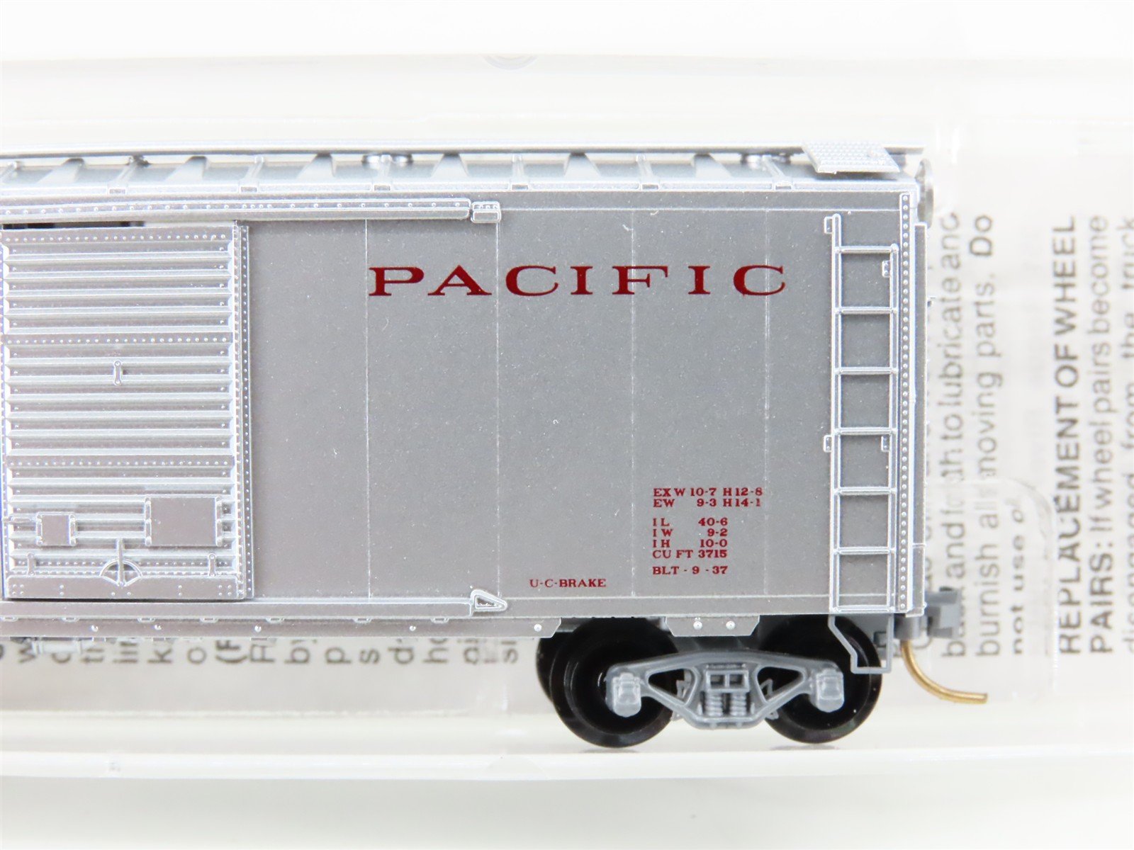 N Scale Micro-Trains MTL 20546 CP Canadian Pacific 40' Single Door Box Car #4901