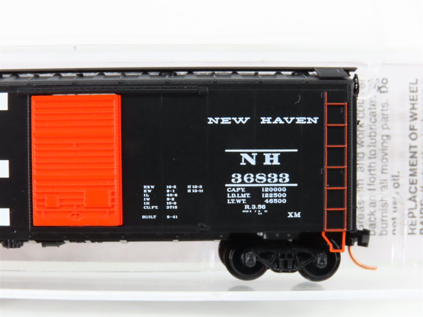 N Scale Micro-Trains MTL 20556 NH New Haven 40' Single Door Box Car #36833